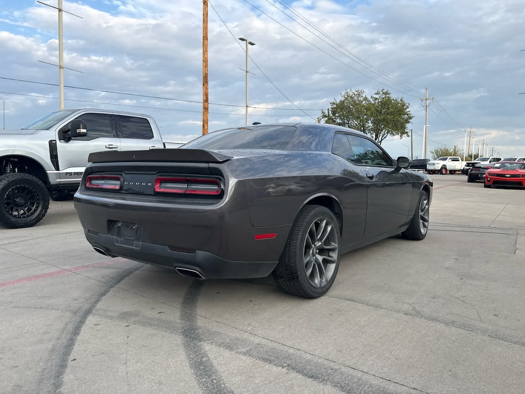 Used 2021 Dodge Challenger SXT Coupe