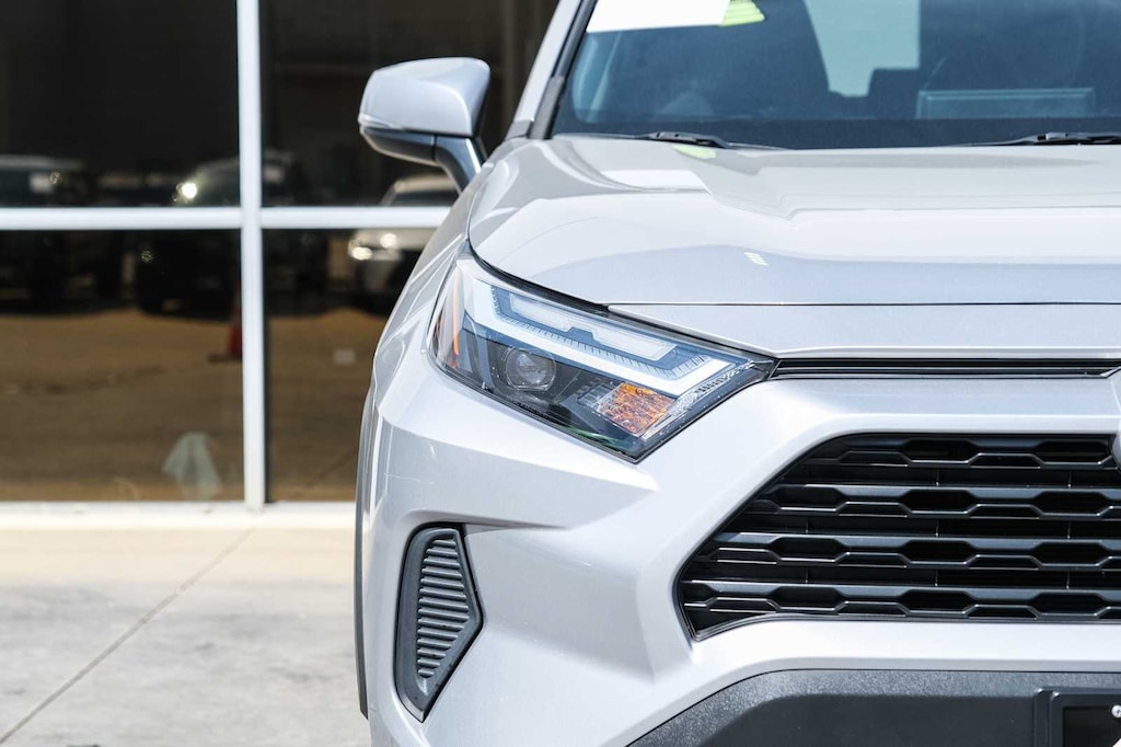 Used 2022 Toyota RAV4 XLE SUV