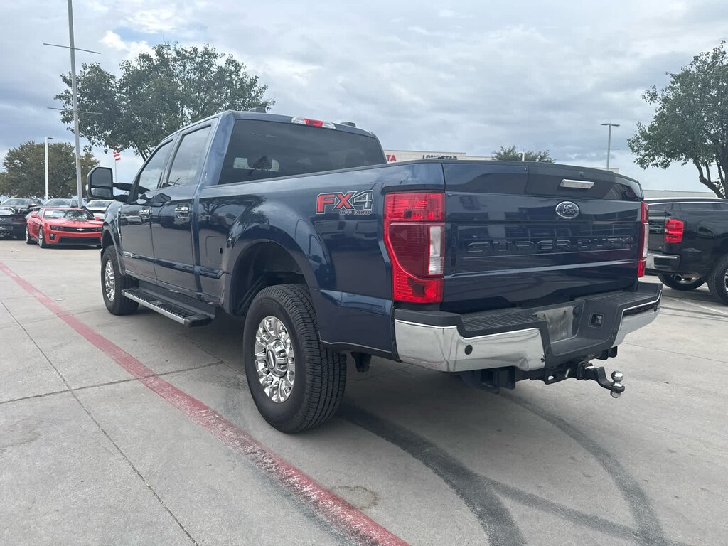 Used 2020 Ford Super Duty F-250 Pickup XLT 4WD Crew Cab 6.75 Box Truck