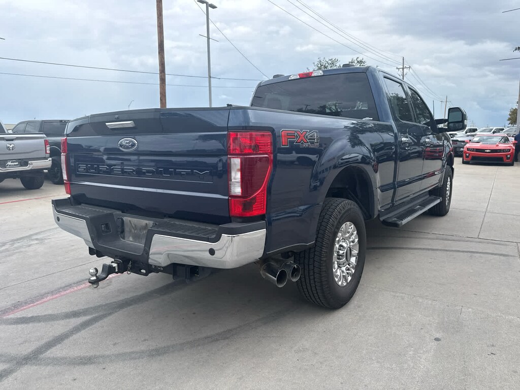 Used 2020 Ford Super Duty F-250 Pickup XLT 4WD Crew Cab 6.75 Box Truck