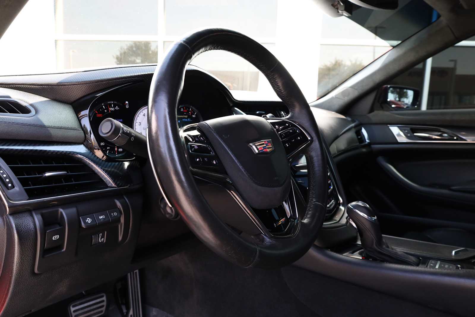 2016 Cadillac CTS-V Sedan V - Photo 16