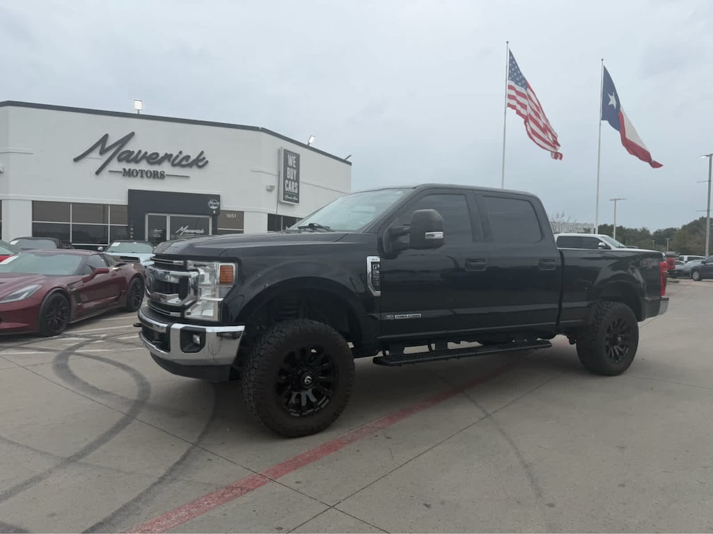 Used 2022 Ford Super Duty F-250 Pickup XLT 4WD Crew Cab 6.75 Box Truck