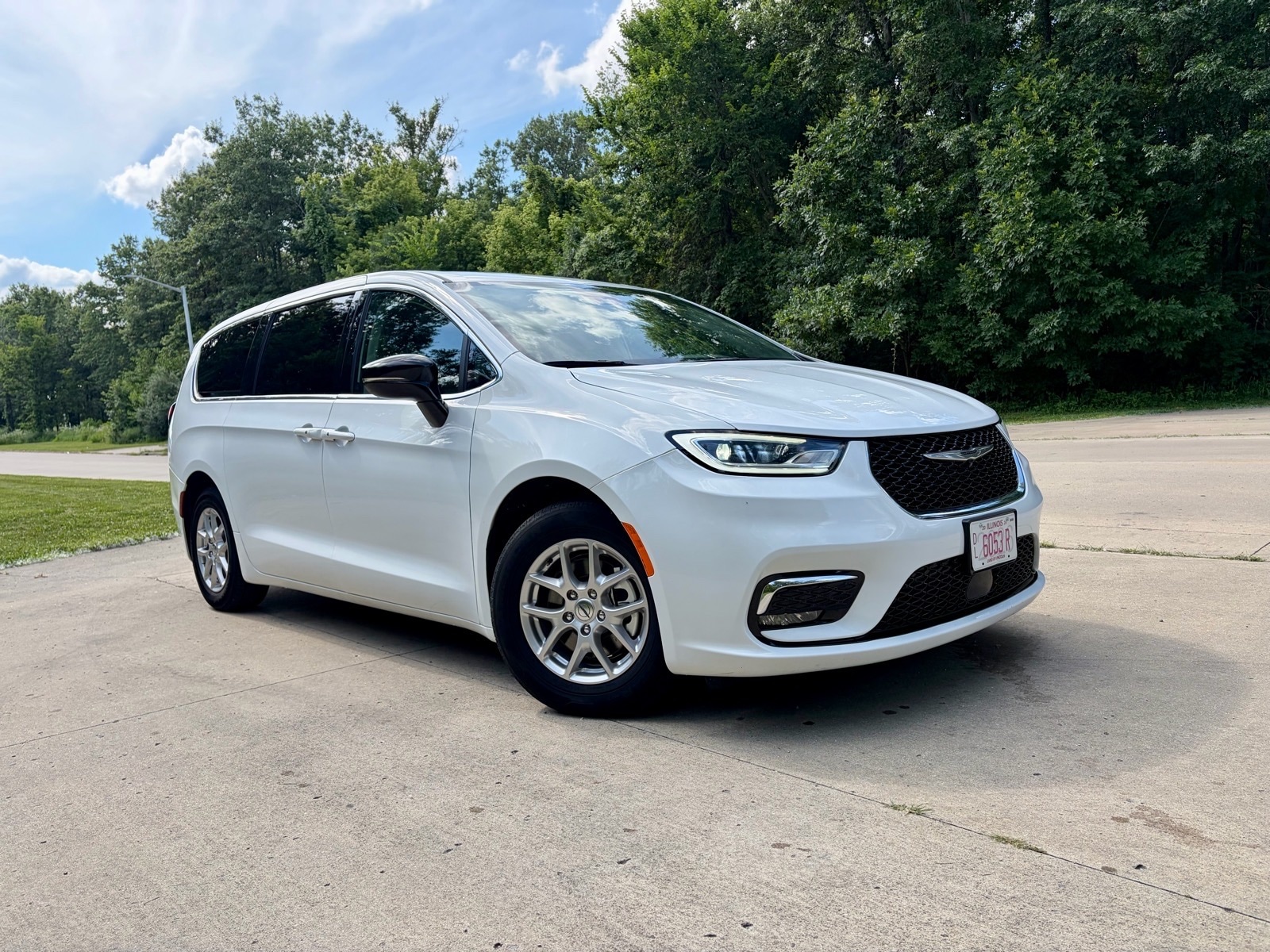 2024 Chrysler Pacifica Touring L
