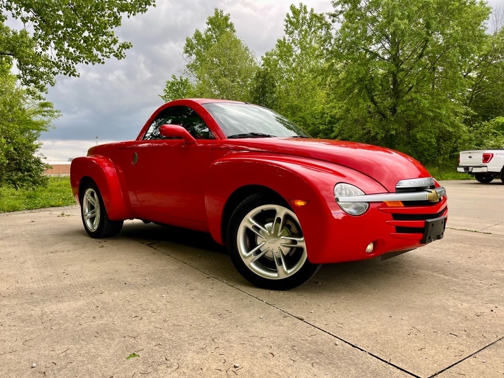 2004 Chevrolet SSR LS