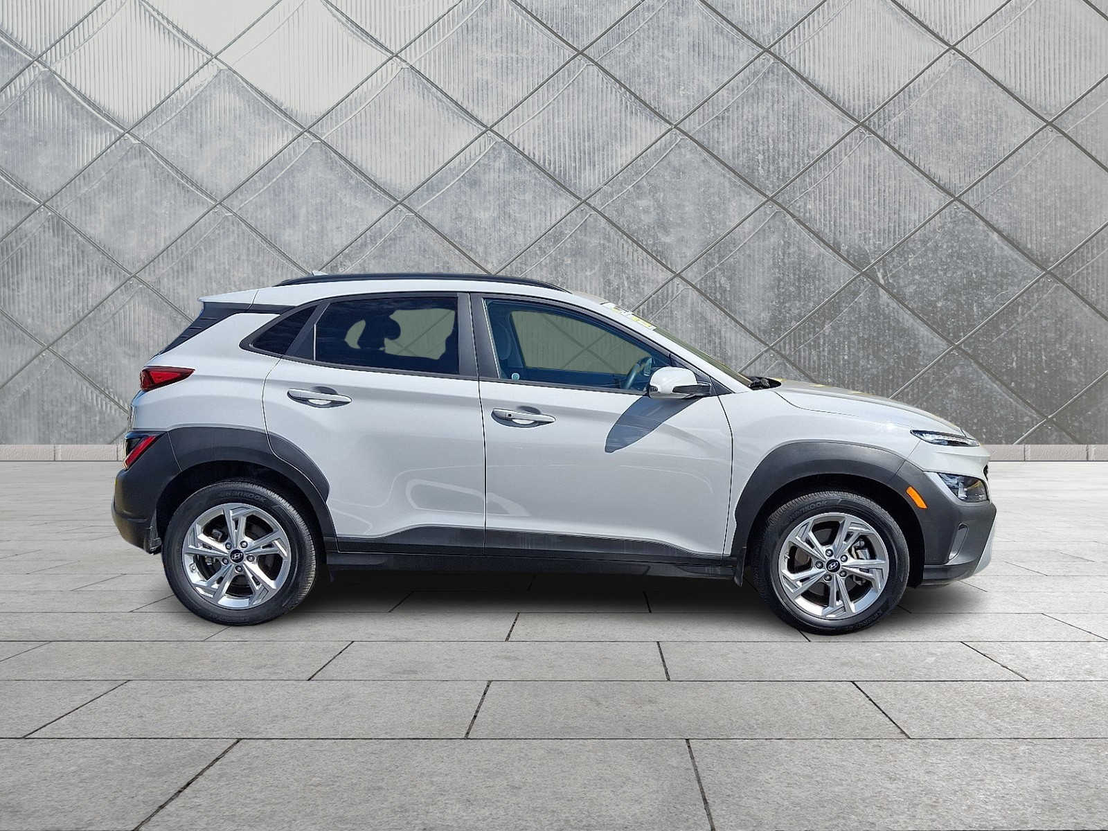 2023 Hyundai Kona SEL - Photo 8