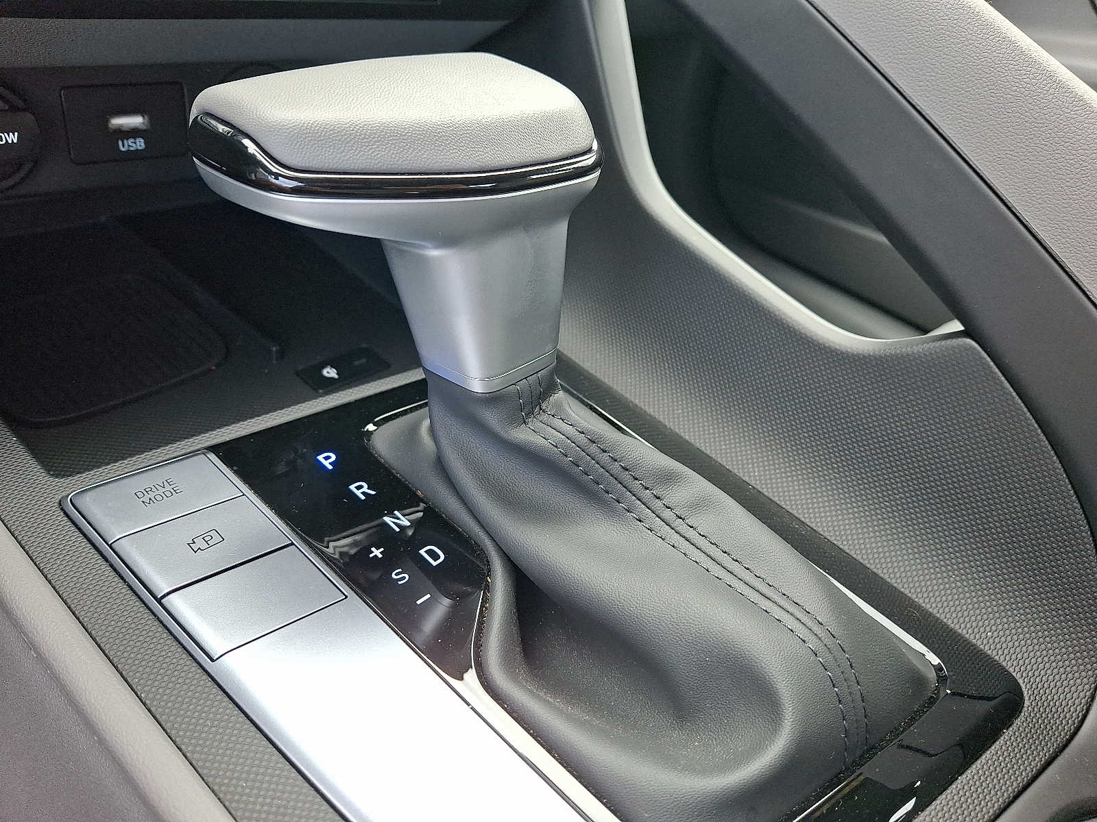 2026 Hyundai Elantra SEL Sport - Photo 15