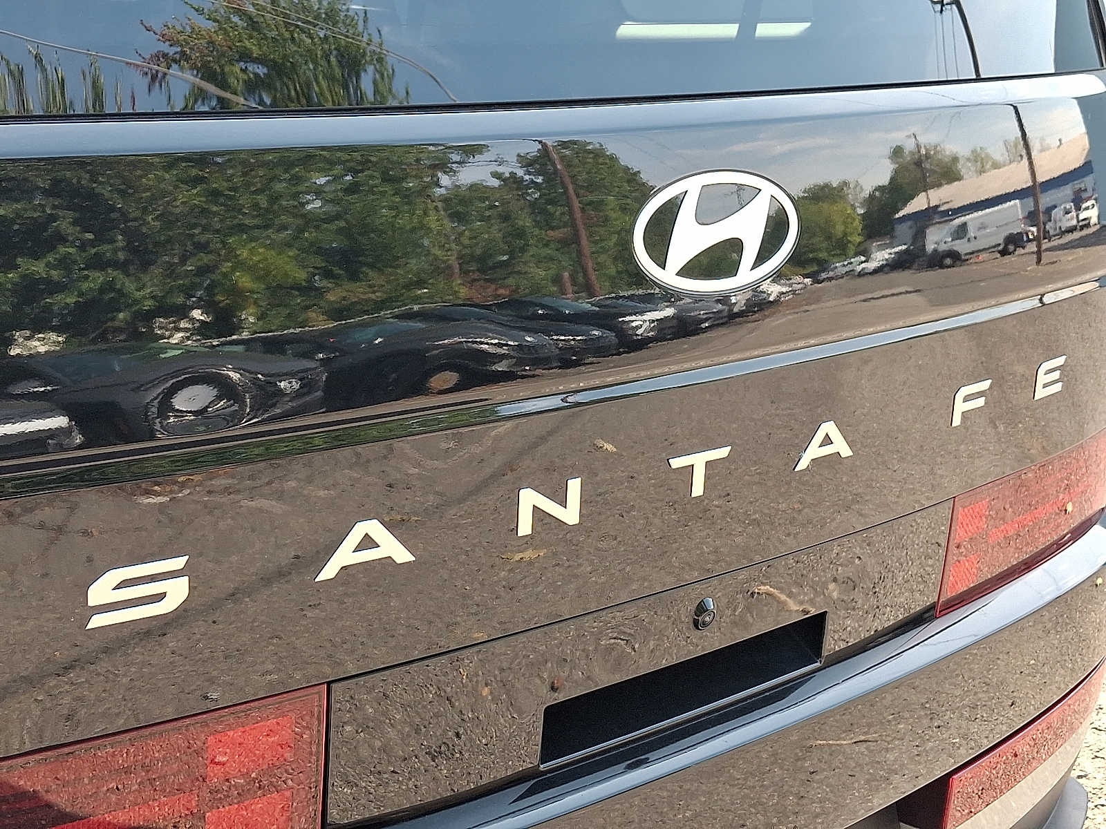 2024 Hyundai Santa Fe Limited - Photo 30