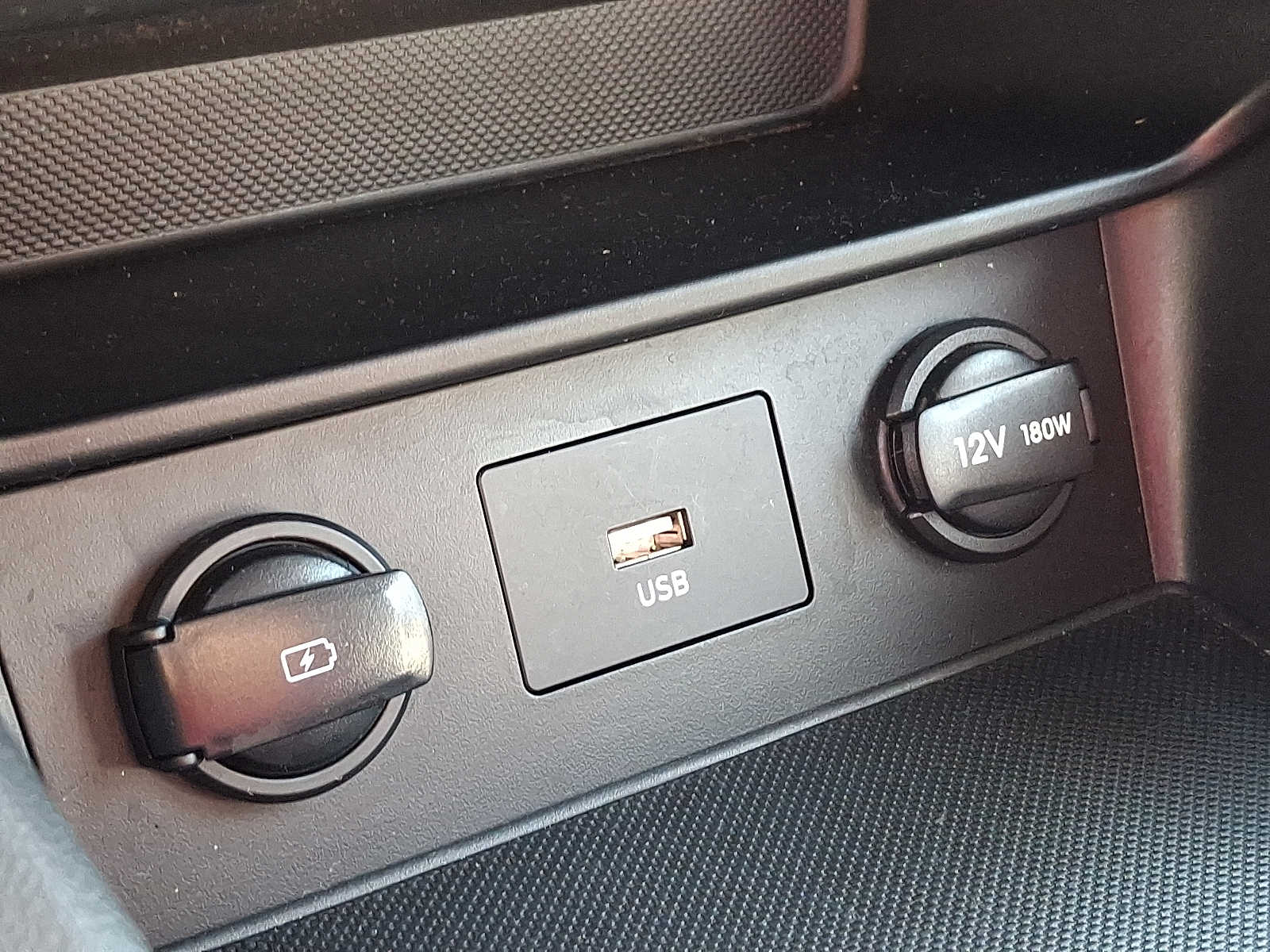 2023 Hyundai Kona SEL - Photo 22
