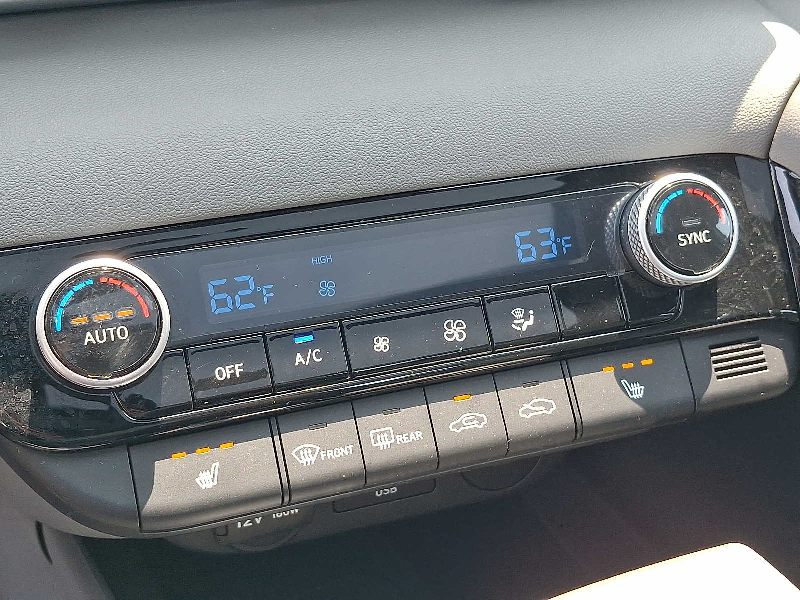 2026 Hyundai Elantra SEL - Photo 17