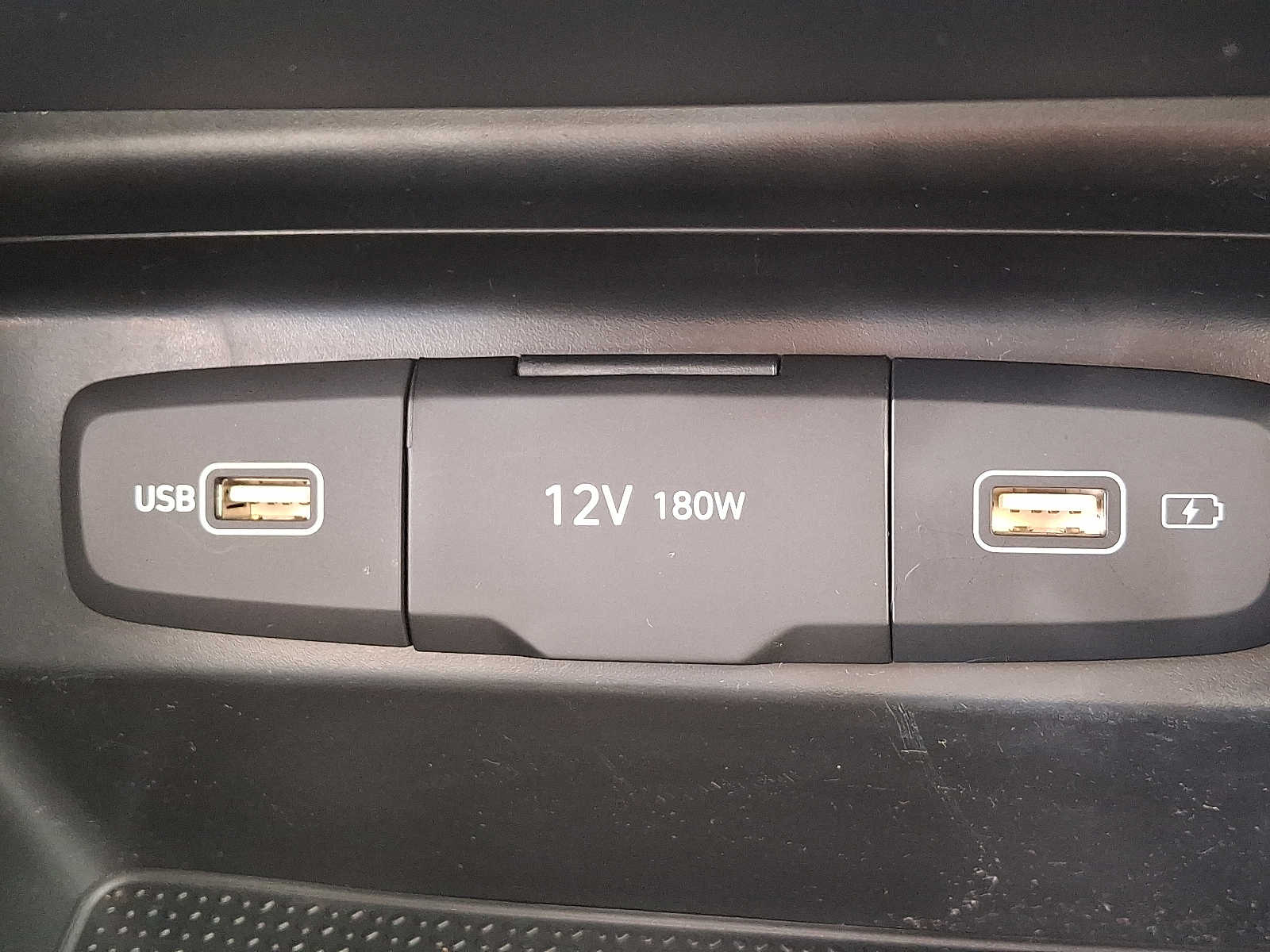 2024 Hyundai Tucson SE - Photo 24