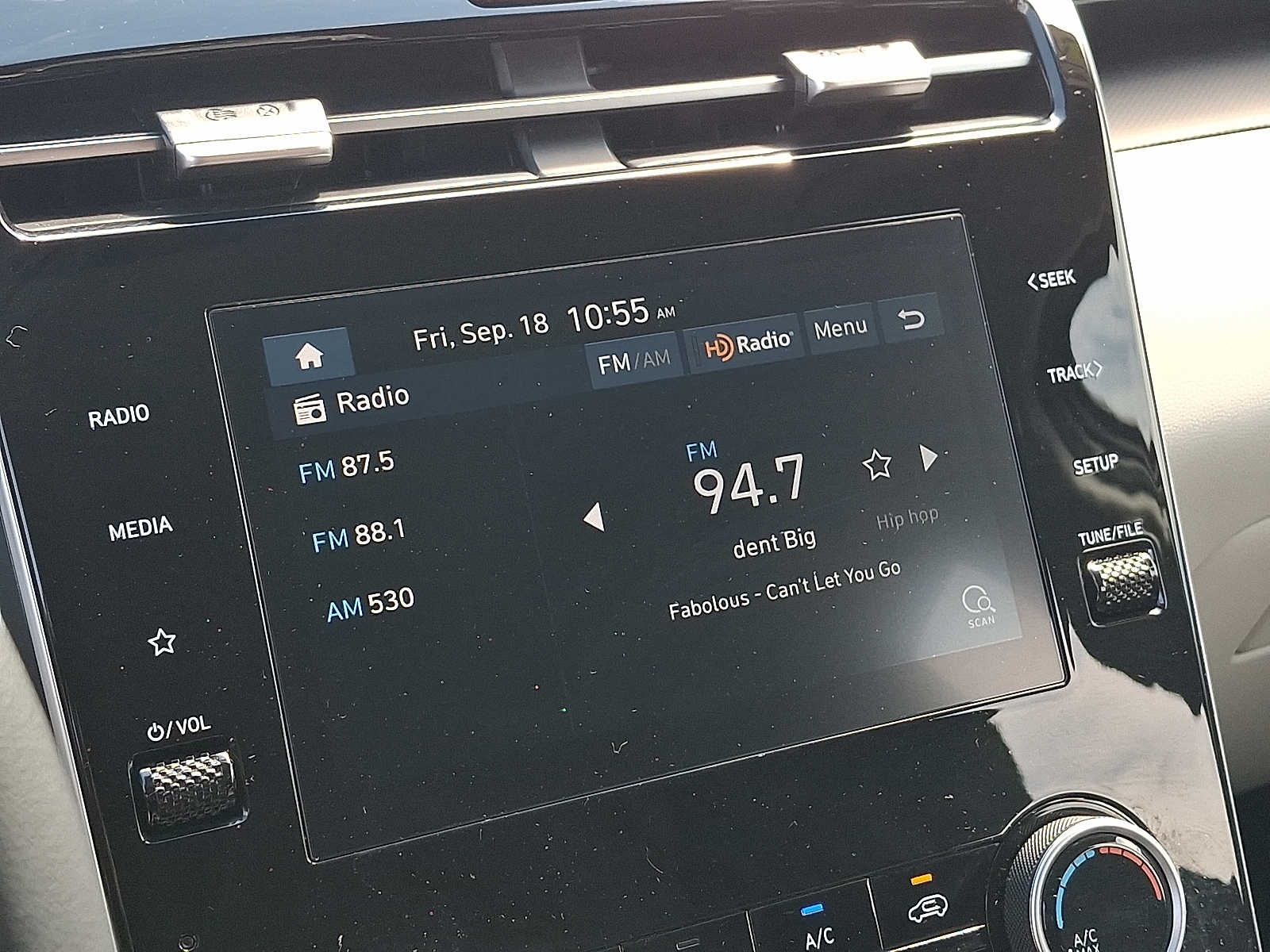 2024 Hyundai Tucson SE - Photo 17