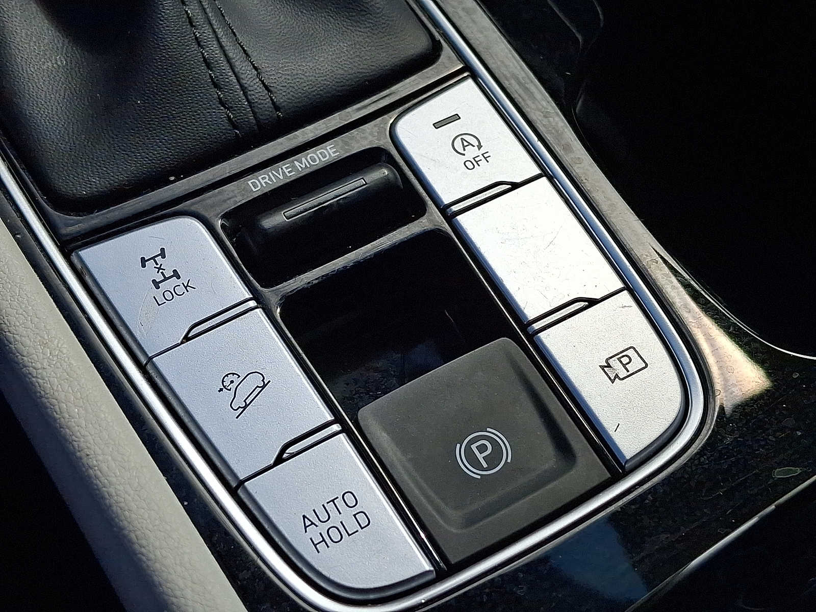 2024 Hyundai Tucson SE - Photo 24