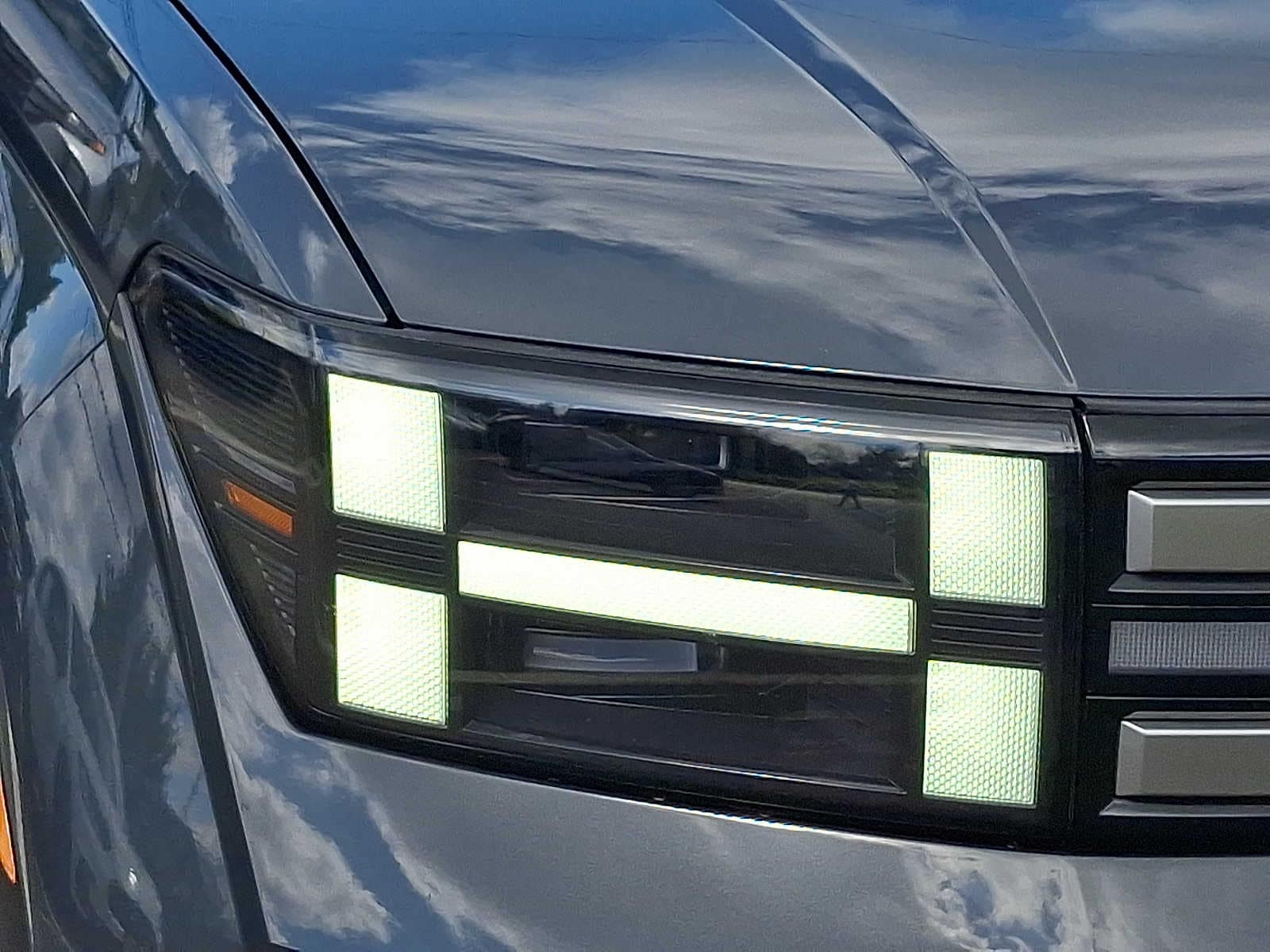 2024 Hyundai Santa Fe SE - Photo 10