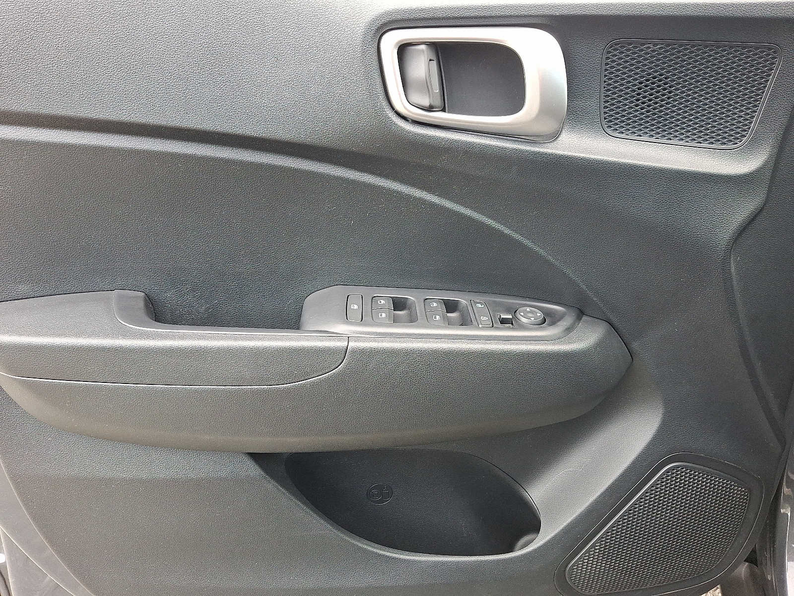 2023 Hyundai Venue SEL - Photo 13