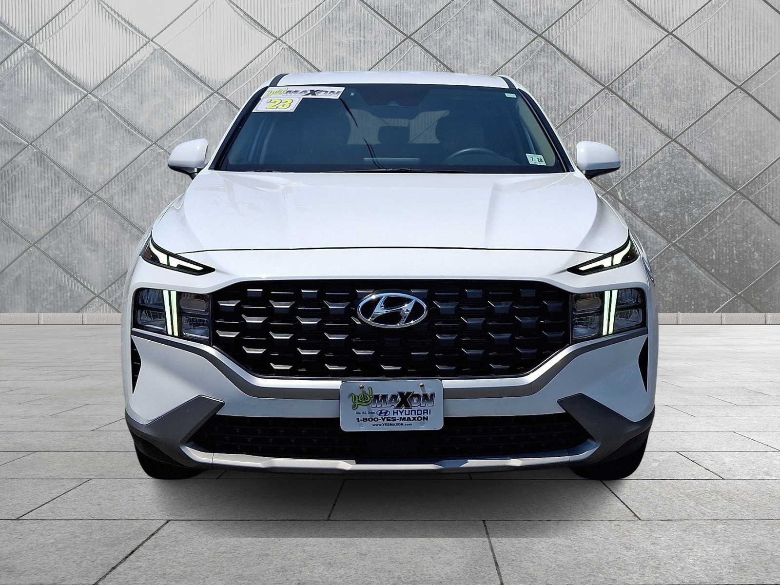 2023 Hyundai Santa Fe SE - Photo 2