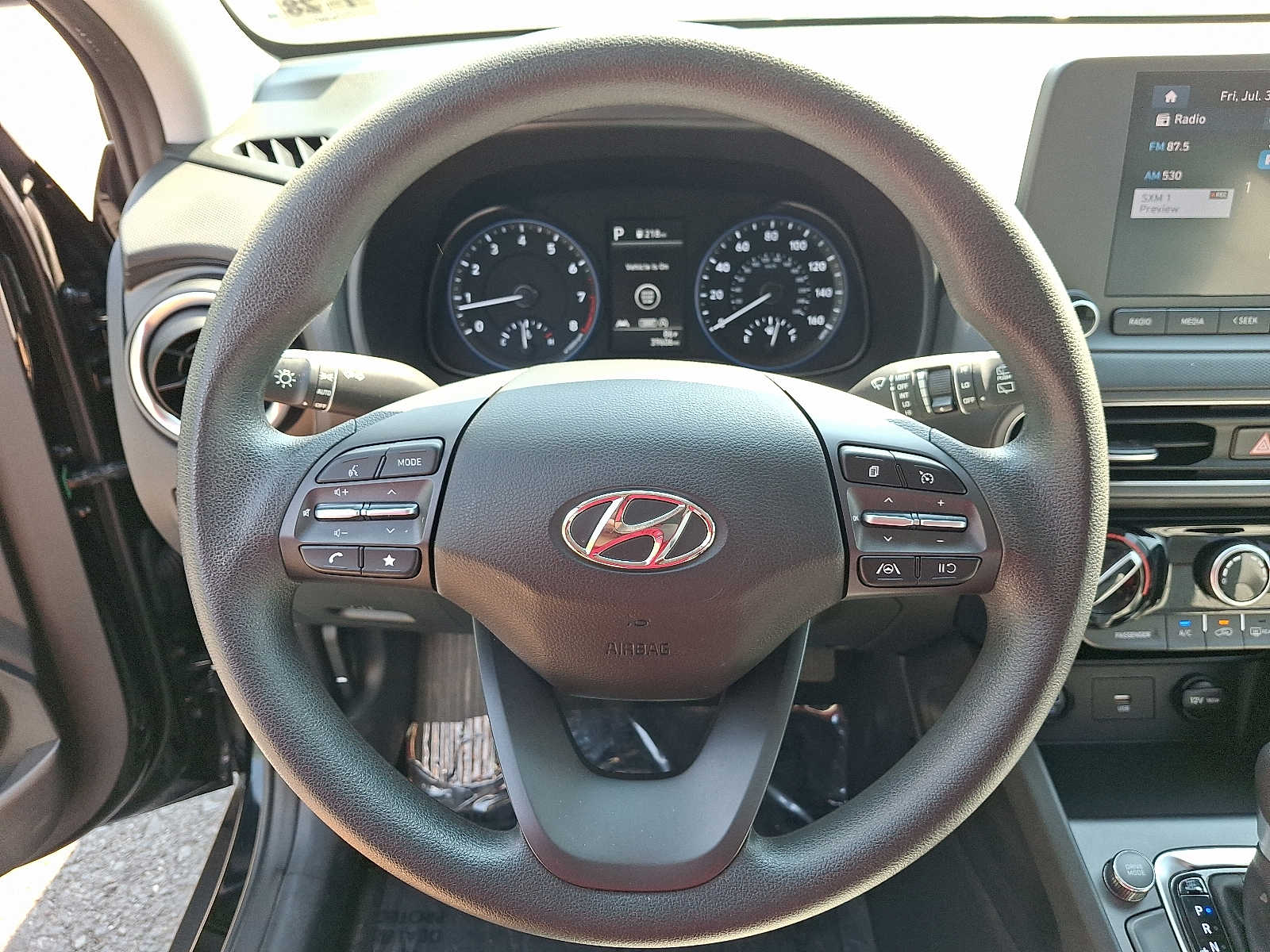 2023 Hyundai Kona SEL - Photo 18