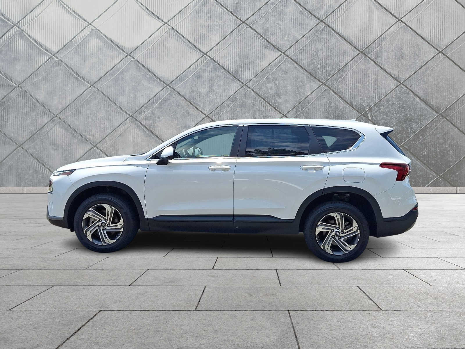 2023 Hyundai Santa Fe SE - Photo 4