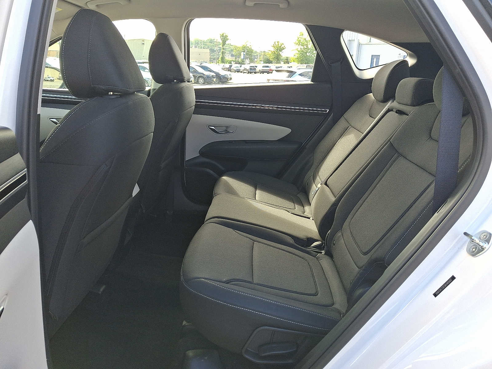 2024 Hyundai Tucson SE - Photo 11