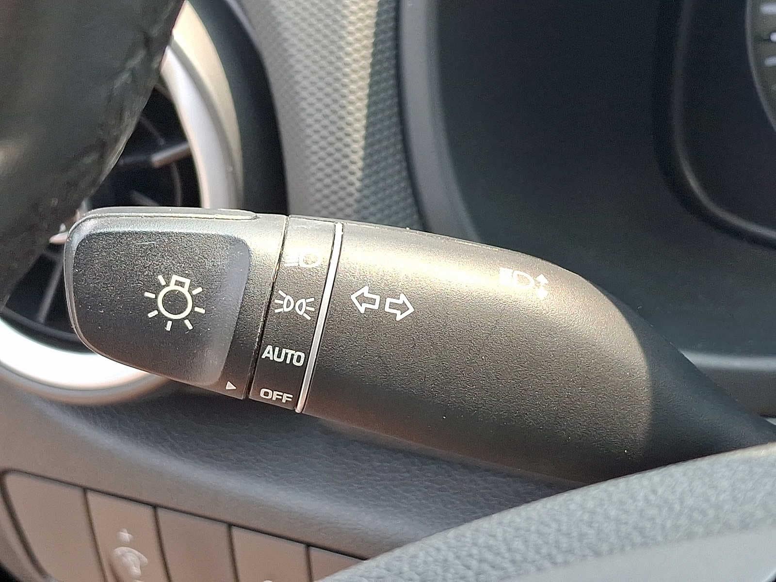 2023 Hyundai Kona SEL - Photo 27