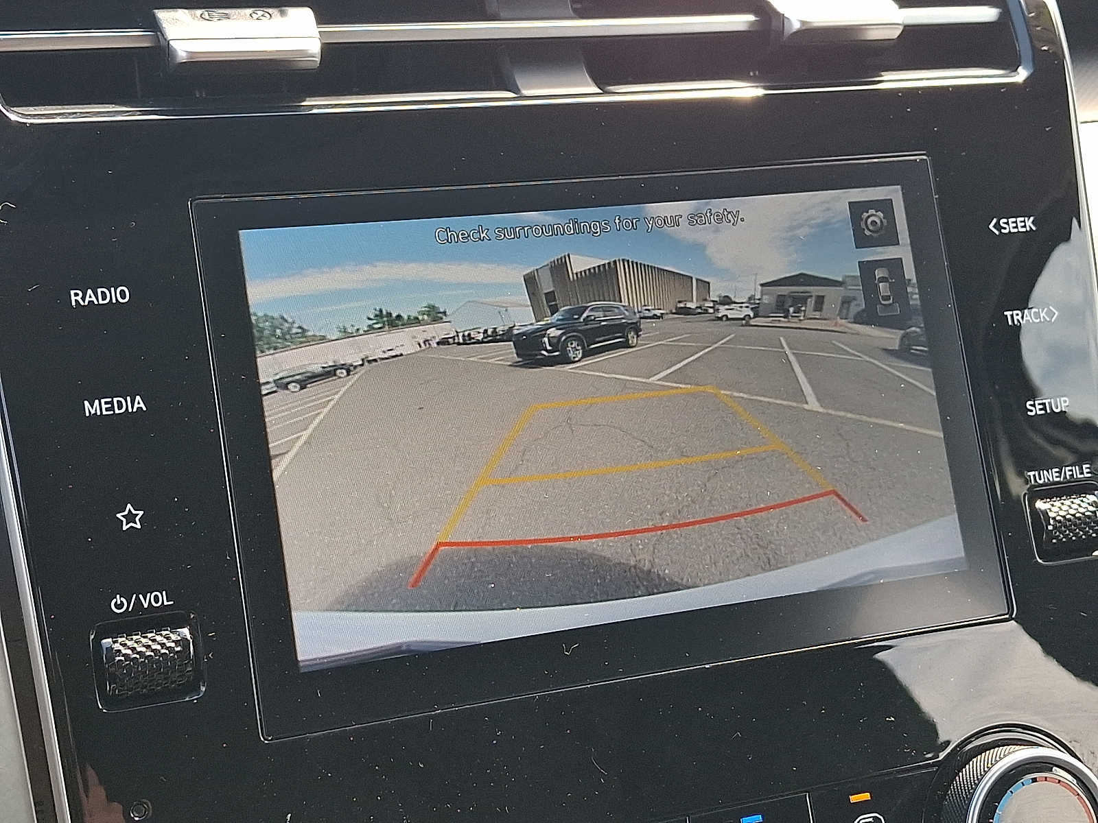 2024 Hyundai Tucson SE - Photo 18