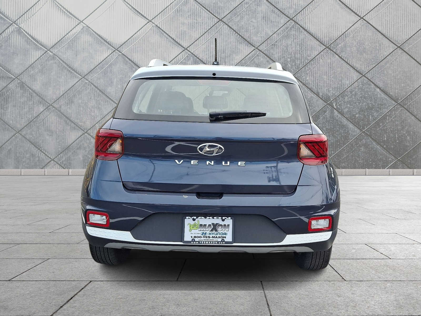 2023 Hyundai Venue Limited - Photo 6