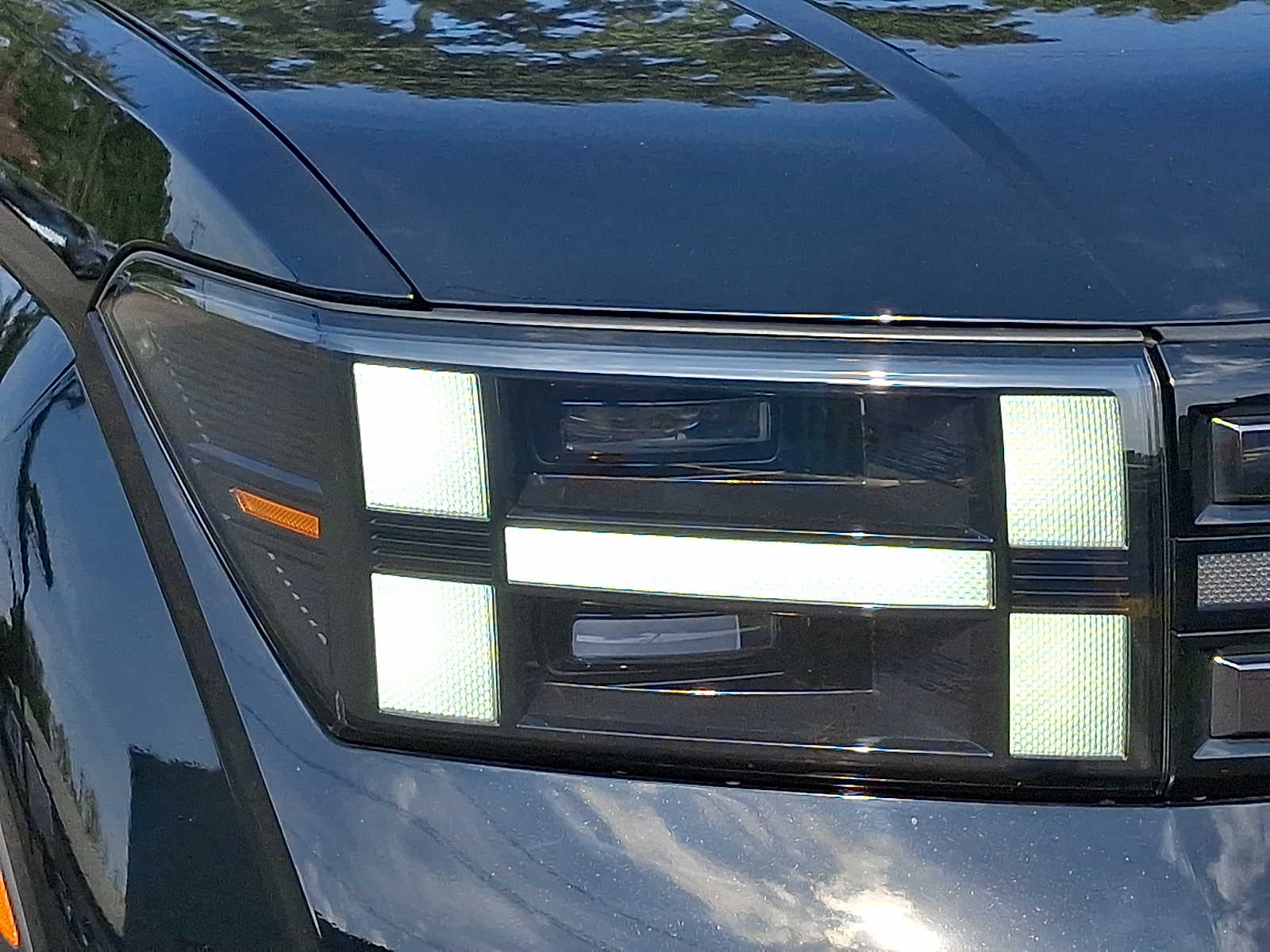 2024 Hyundai Santa Fe Limited - Photo 10
