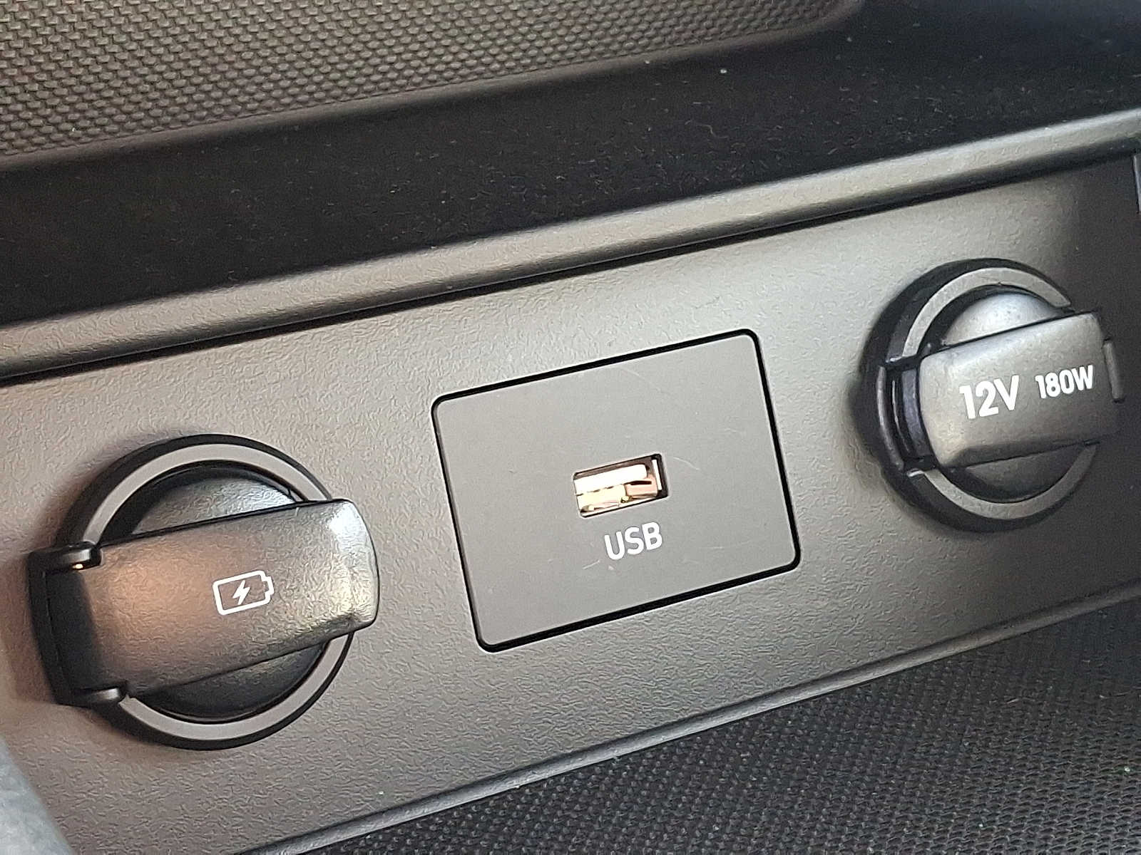 2023 Hyundai Kona SEL - Photo 24
