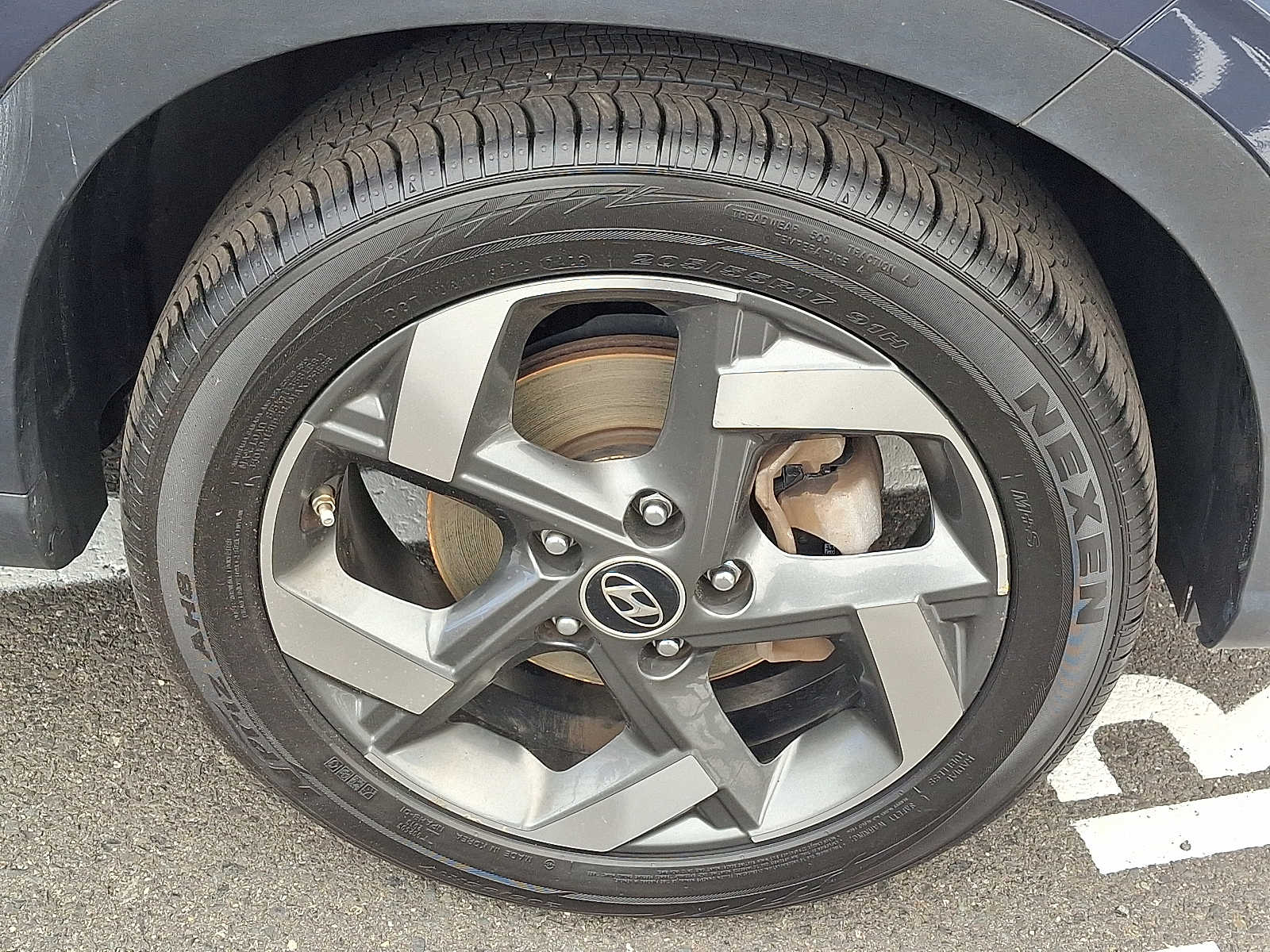 2023 Hyundai Venue Limited - Photo 9