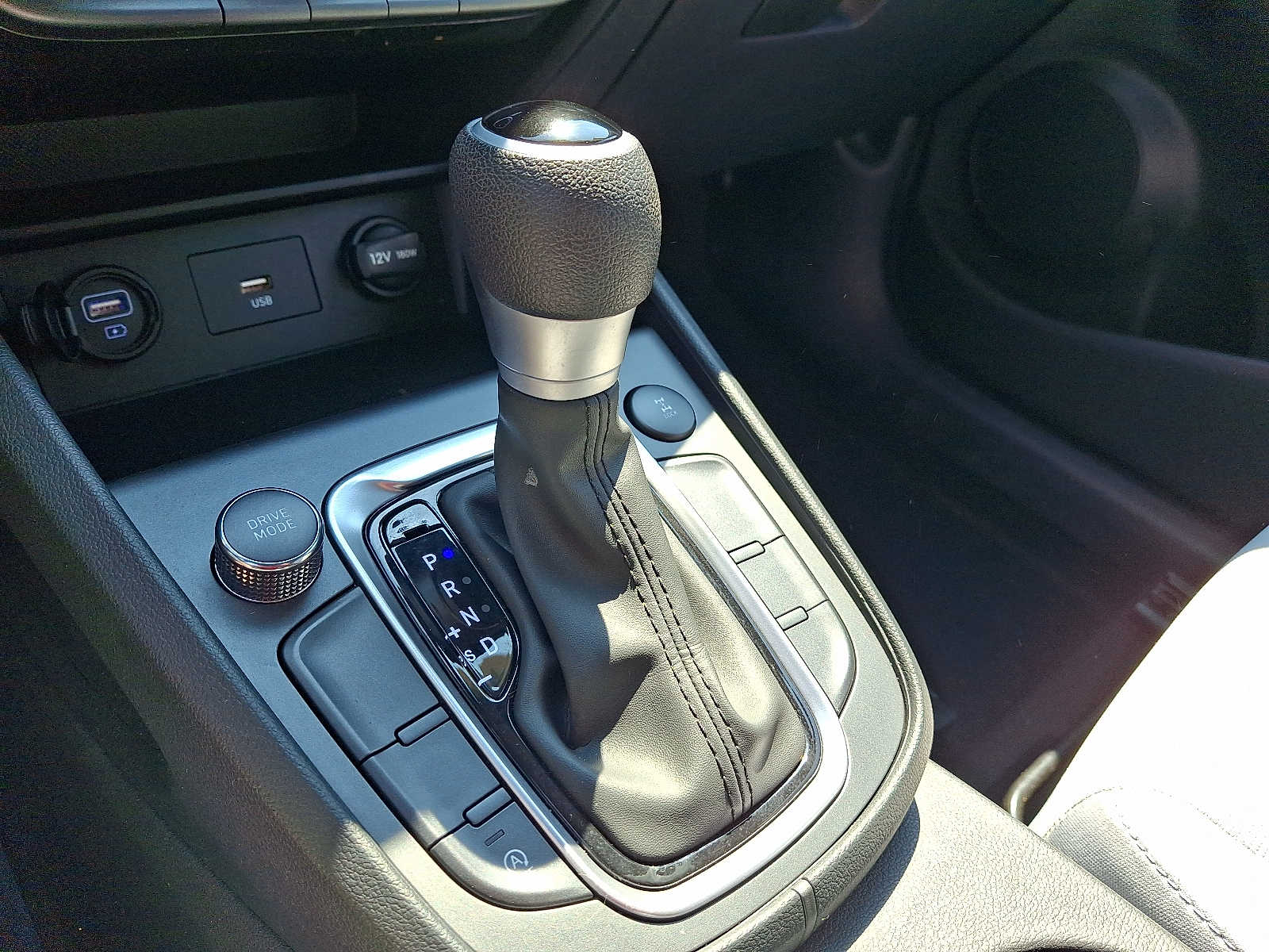 2023 Hyundai Kona SEL - Photo 14
