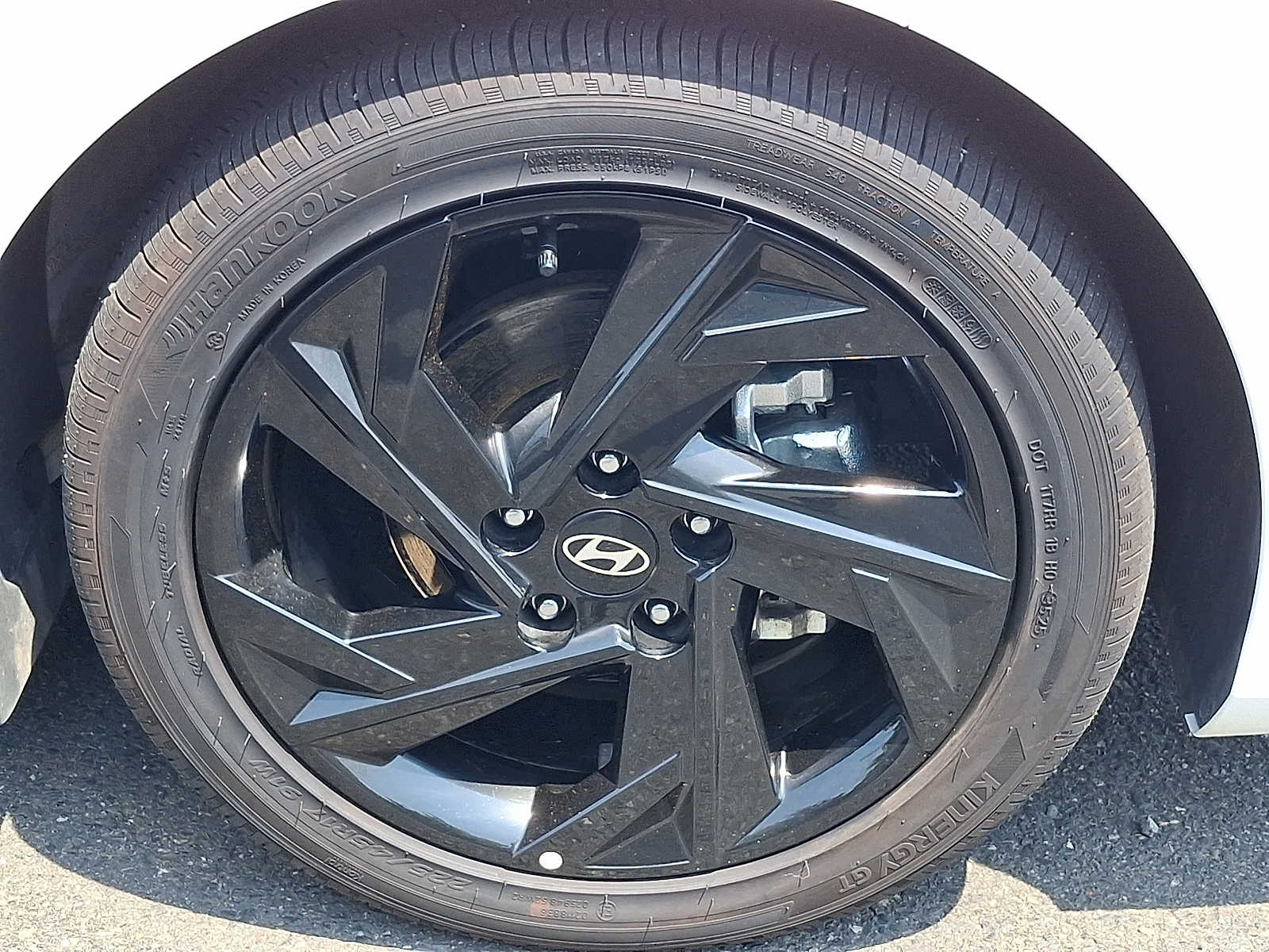 2026 Hyundai Elantra SEL - Photo 9