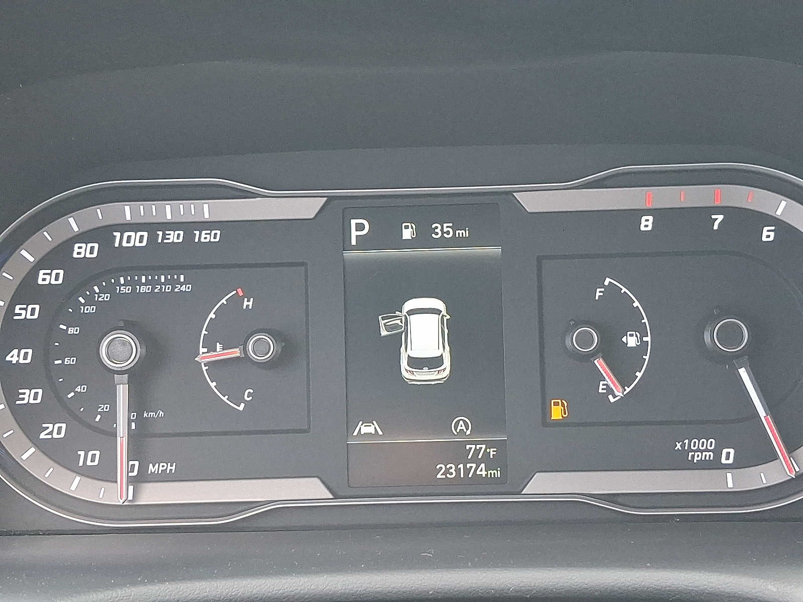 2024 Hyundai Tucson SE - Photo 20