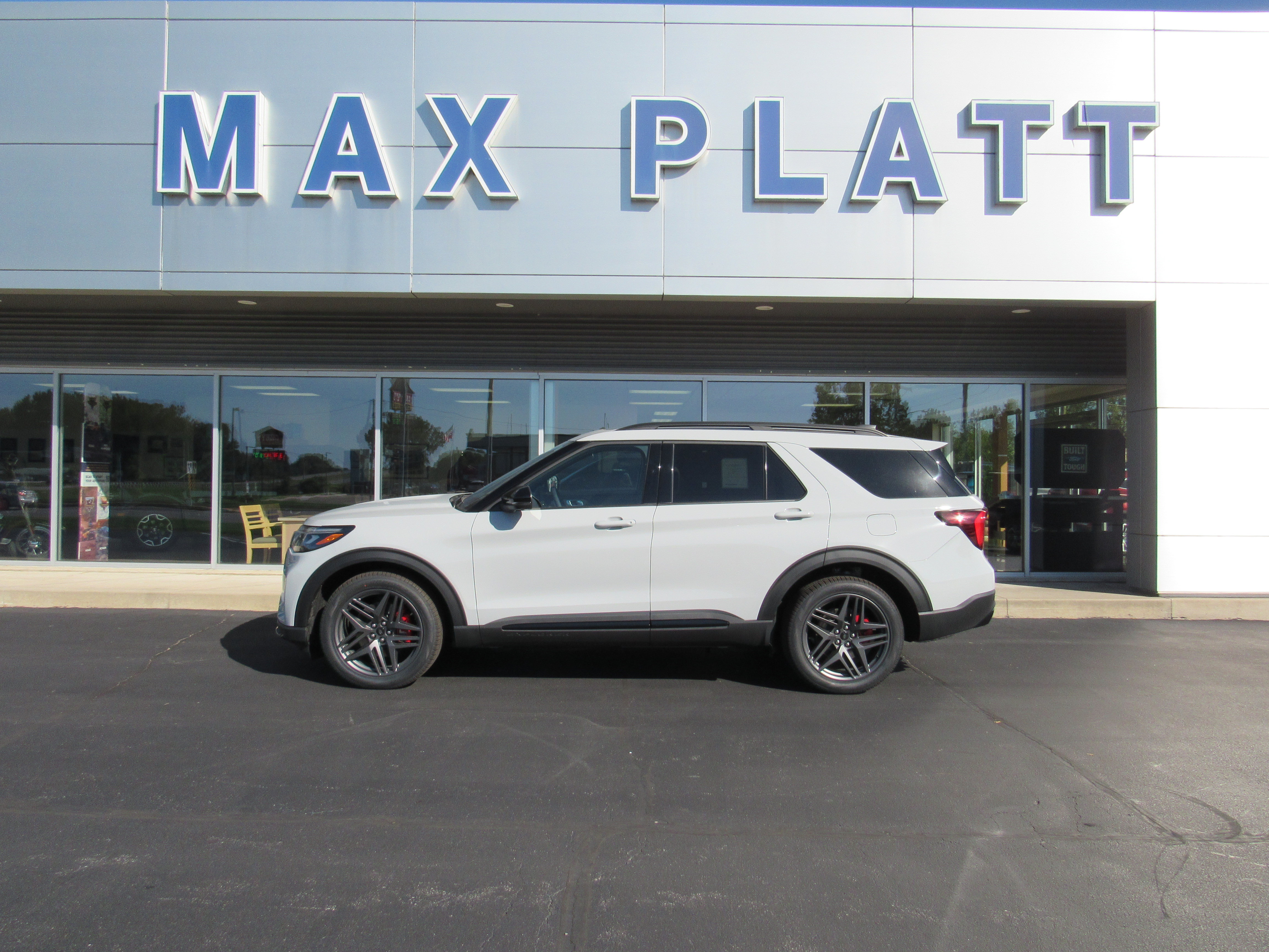 2027 Ford Explorer ST ST 4WD