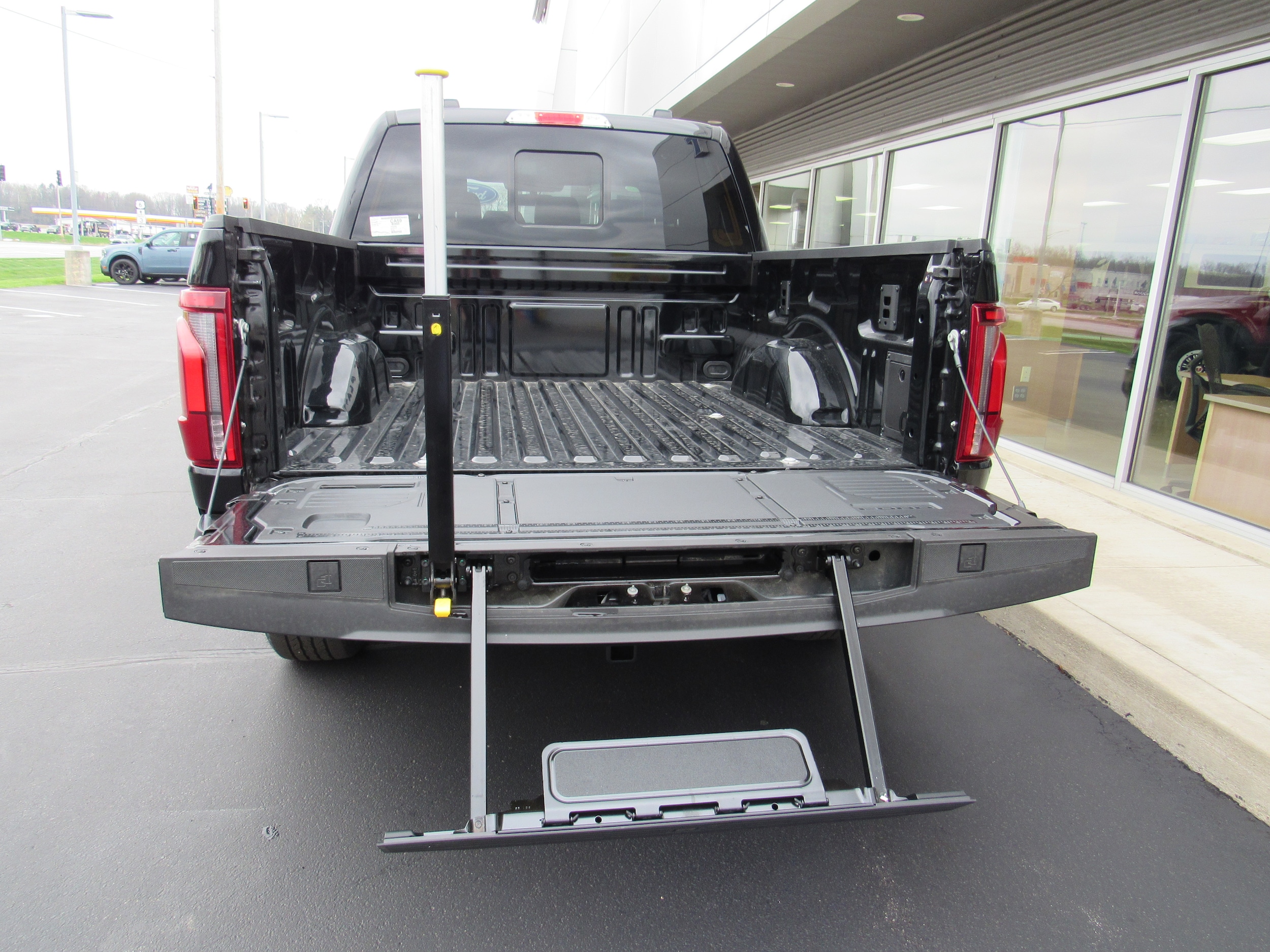 2026 Ford F-150 Platinum - Photo 31