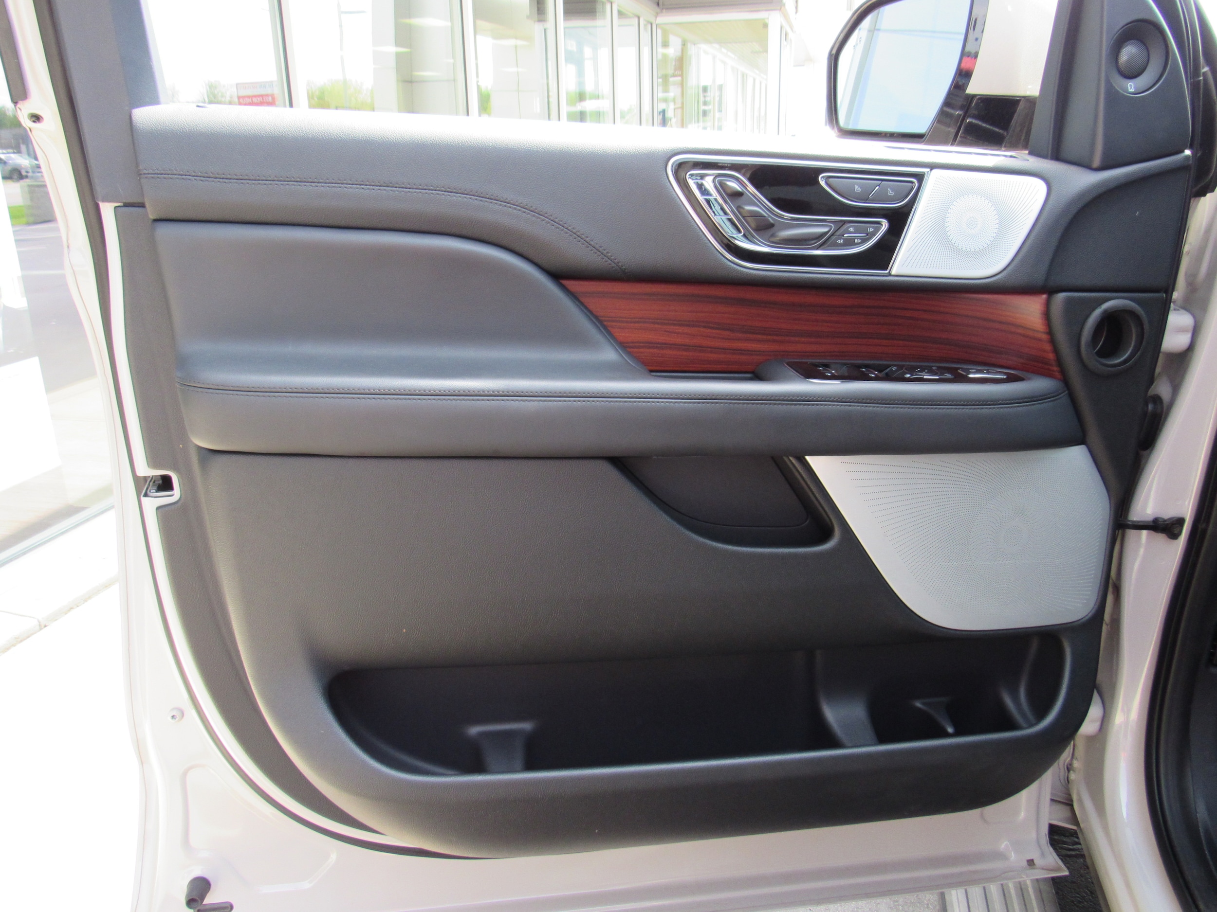 2024 Lincoln Navigator Reserve - Photo 23