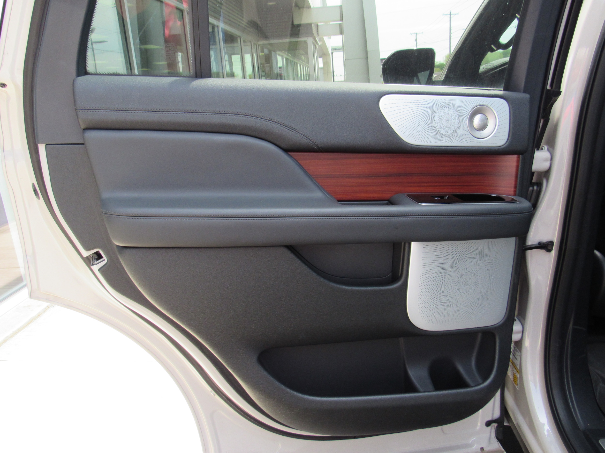 2024 Lincoln Navigator Reserve - Photo 29