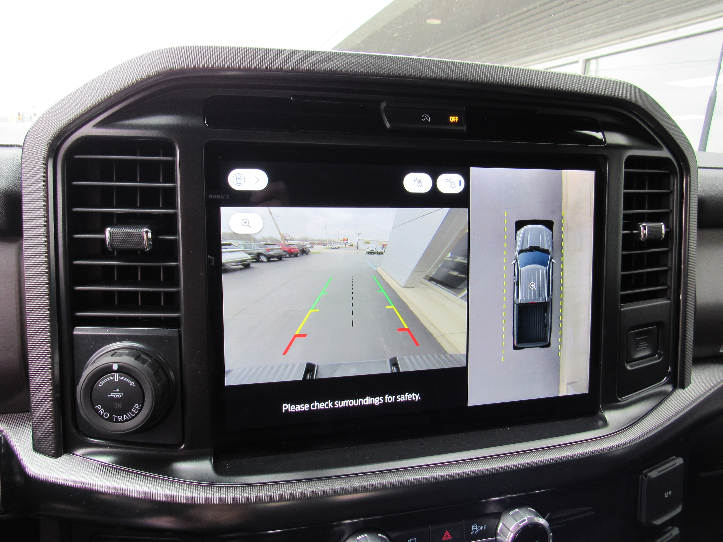 2026 Ford F-150 Platinum - Photo 16