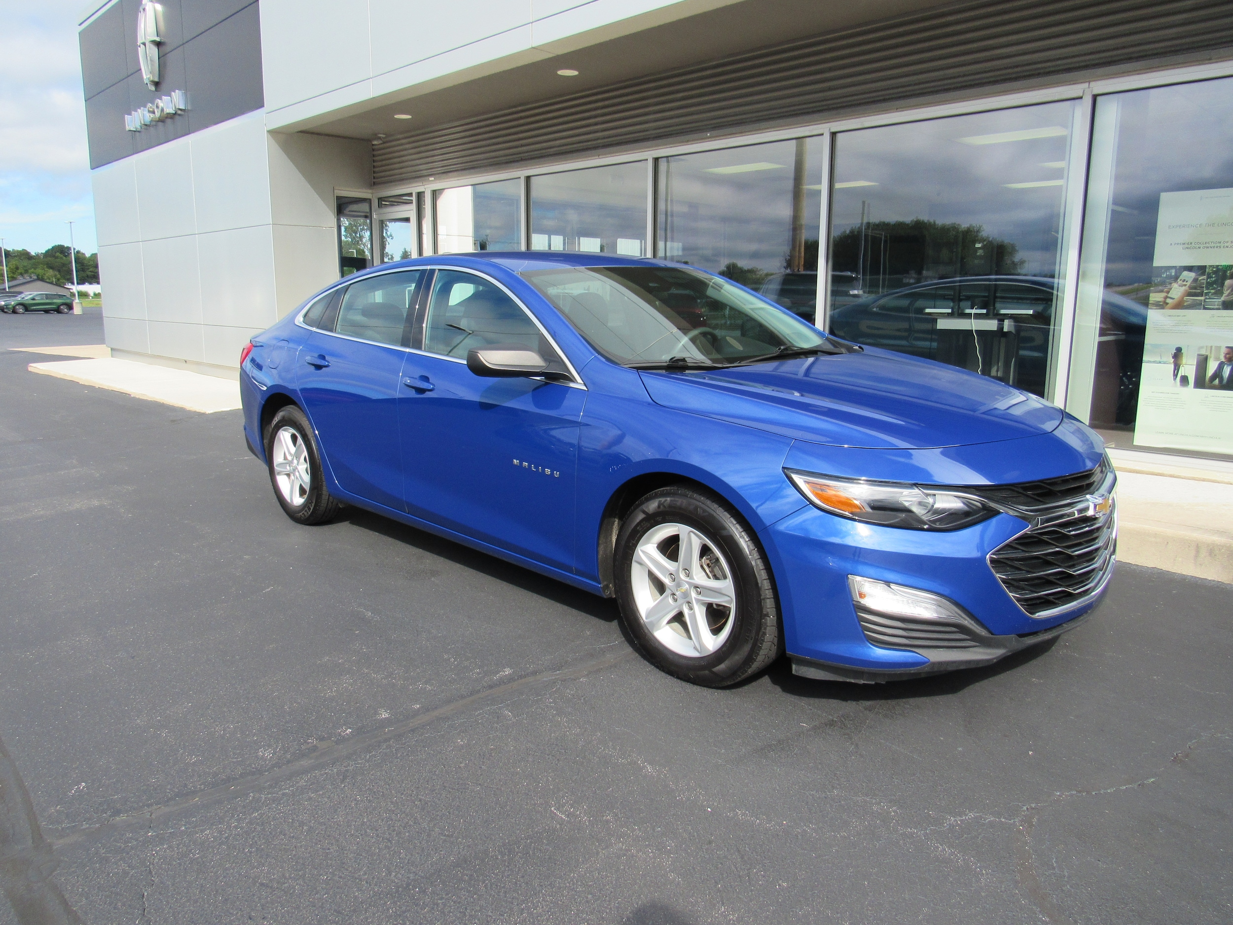 1G1ZB5ST7PF149530
