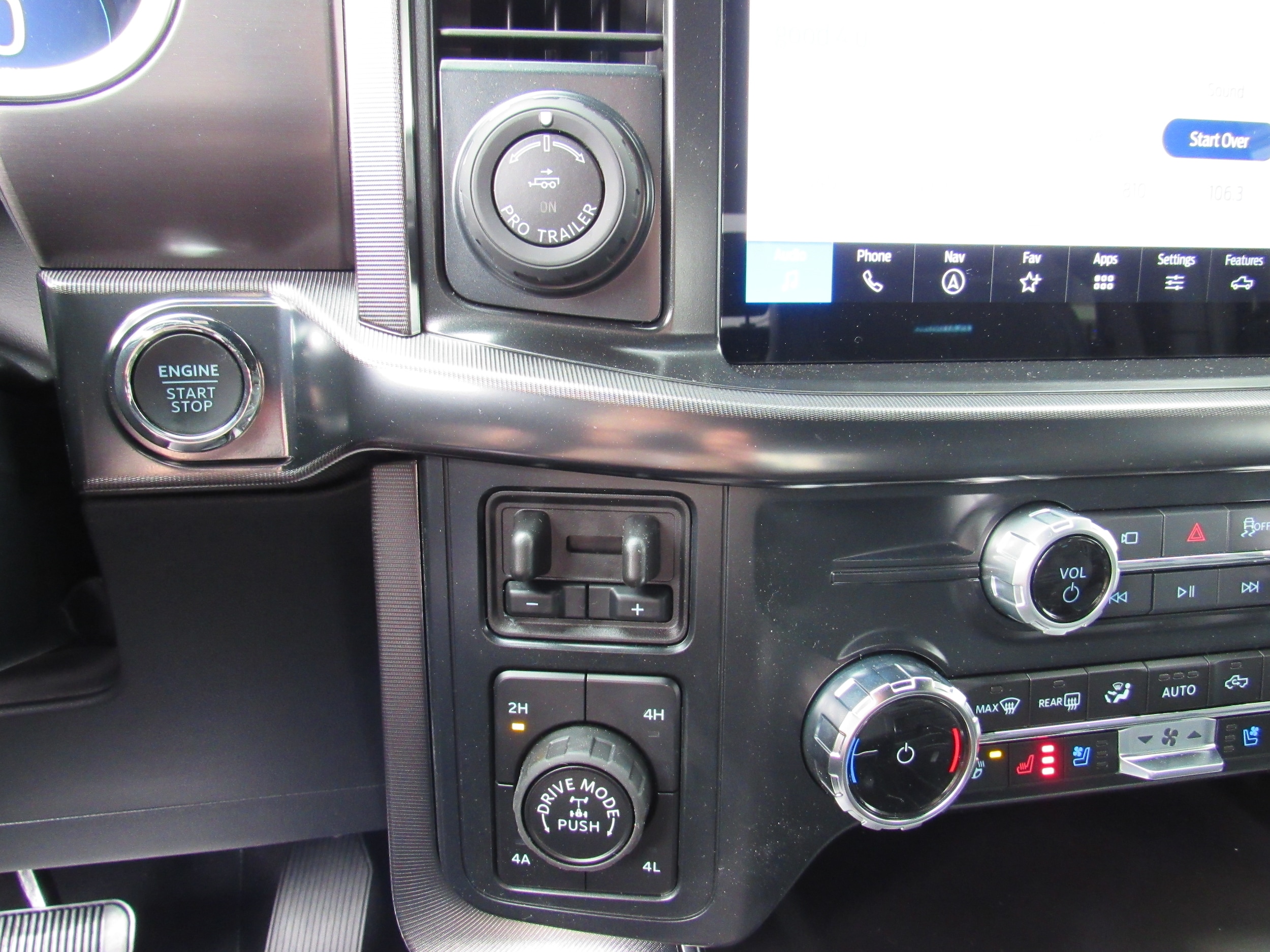 2026 Ford F-150 Platinum - Photo 20