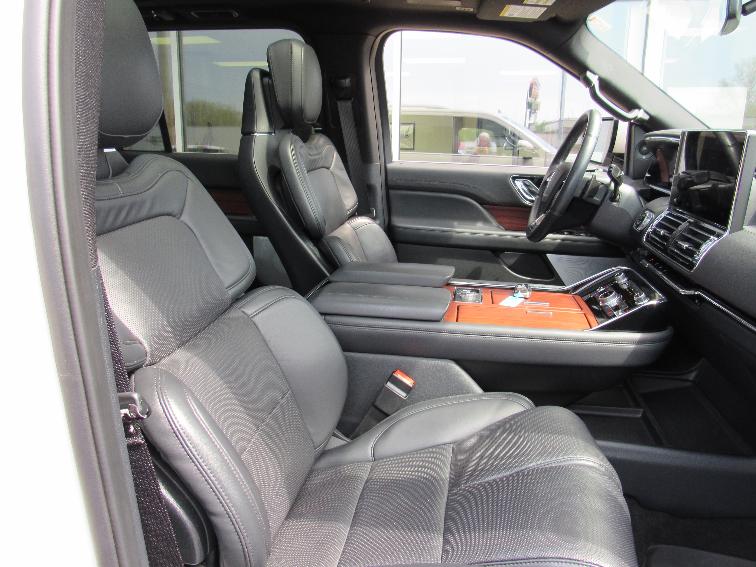 2024 Lincoln Navigator Reserve - Photo 38