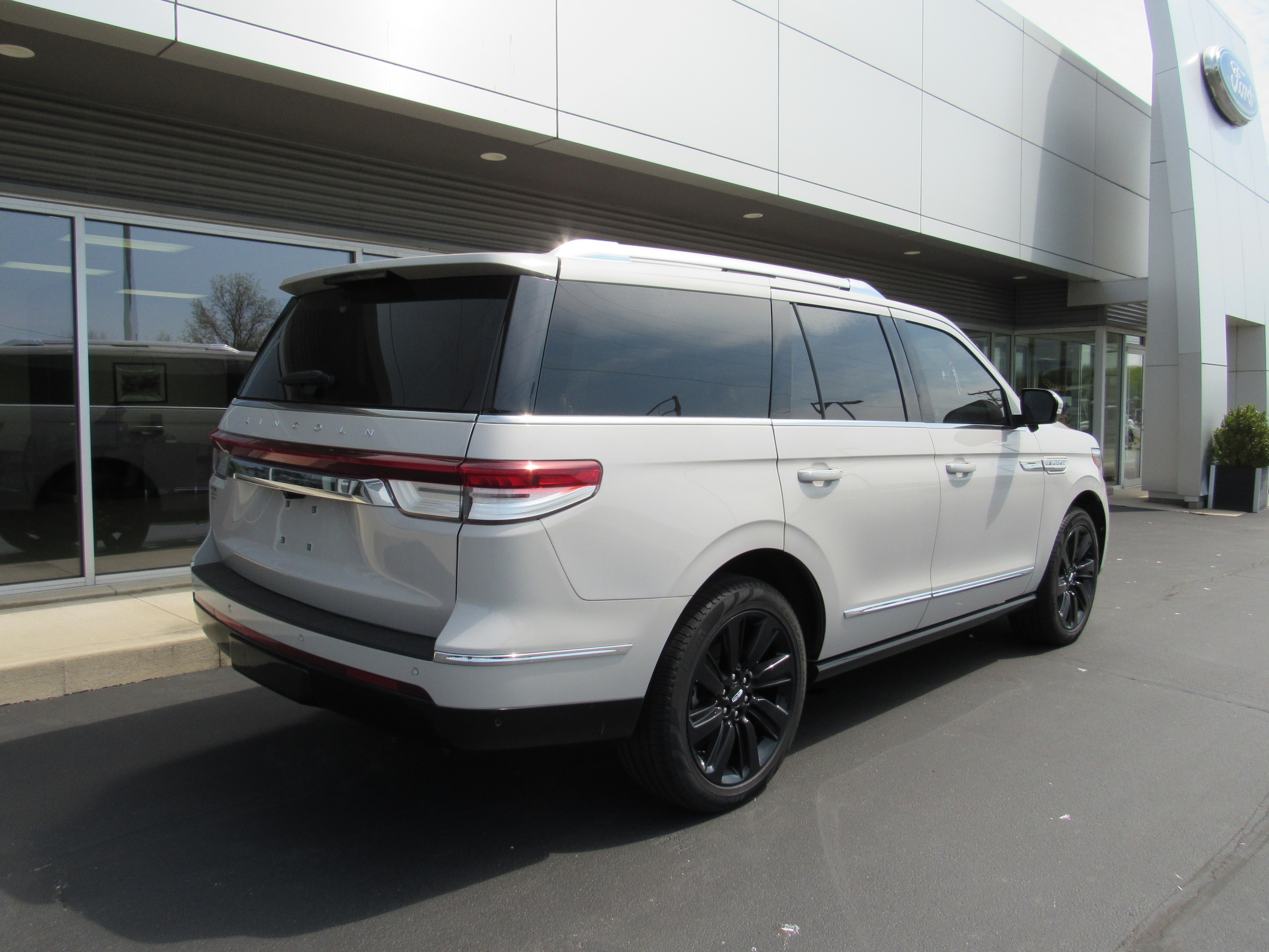 2024 Lincoln Navigator Reserve - Photo 7