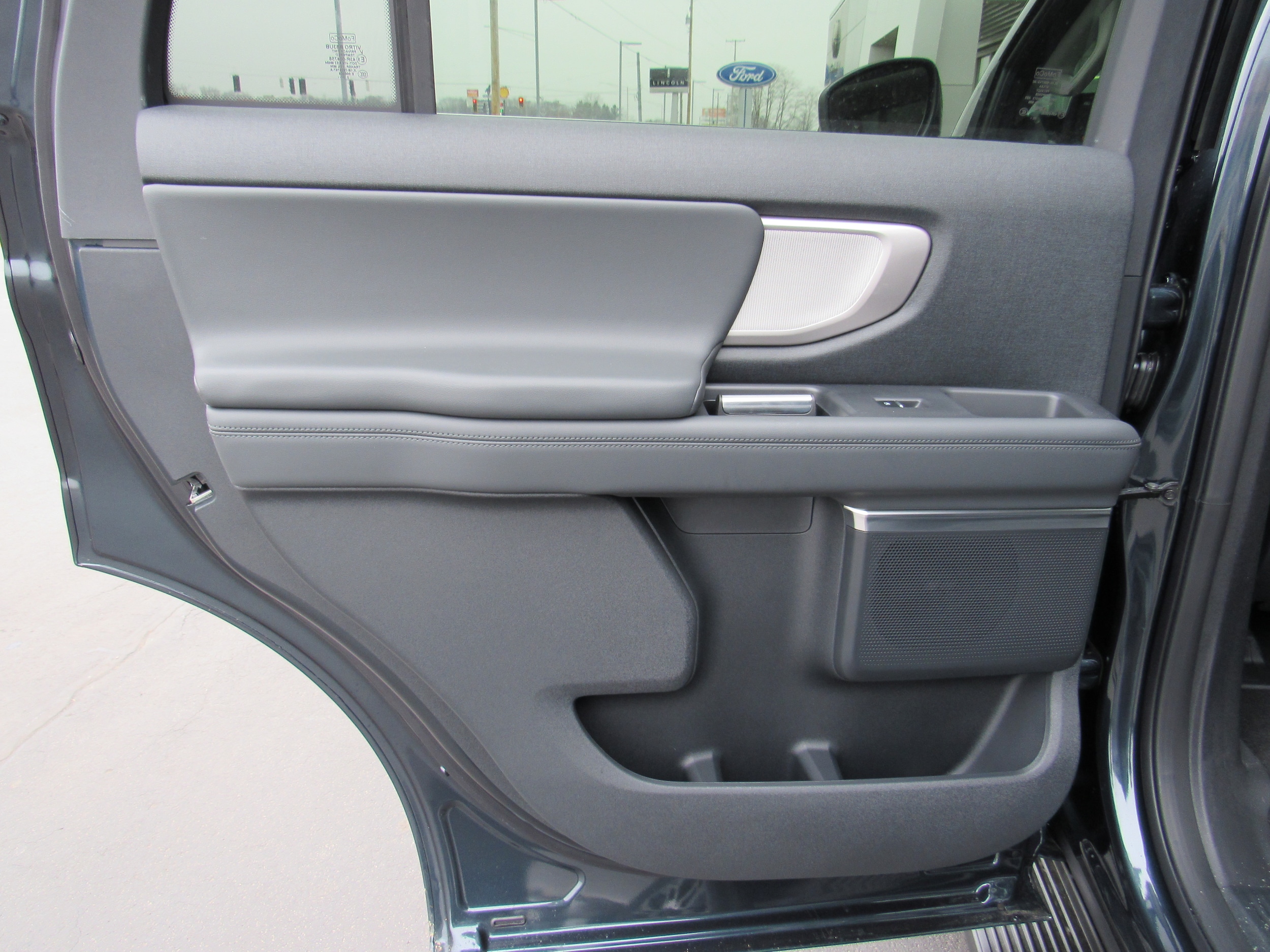 2026 Ford Expedition Active - Photo 31