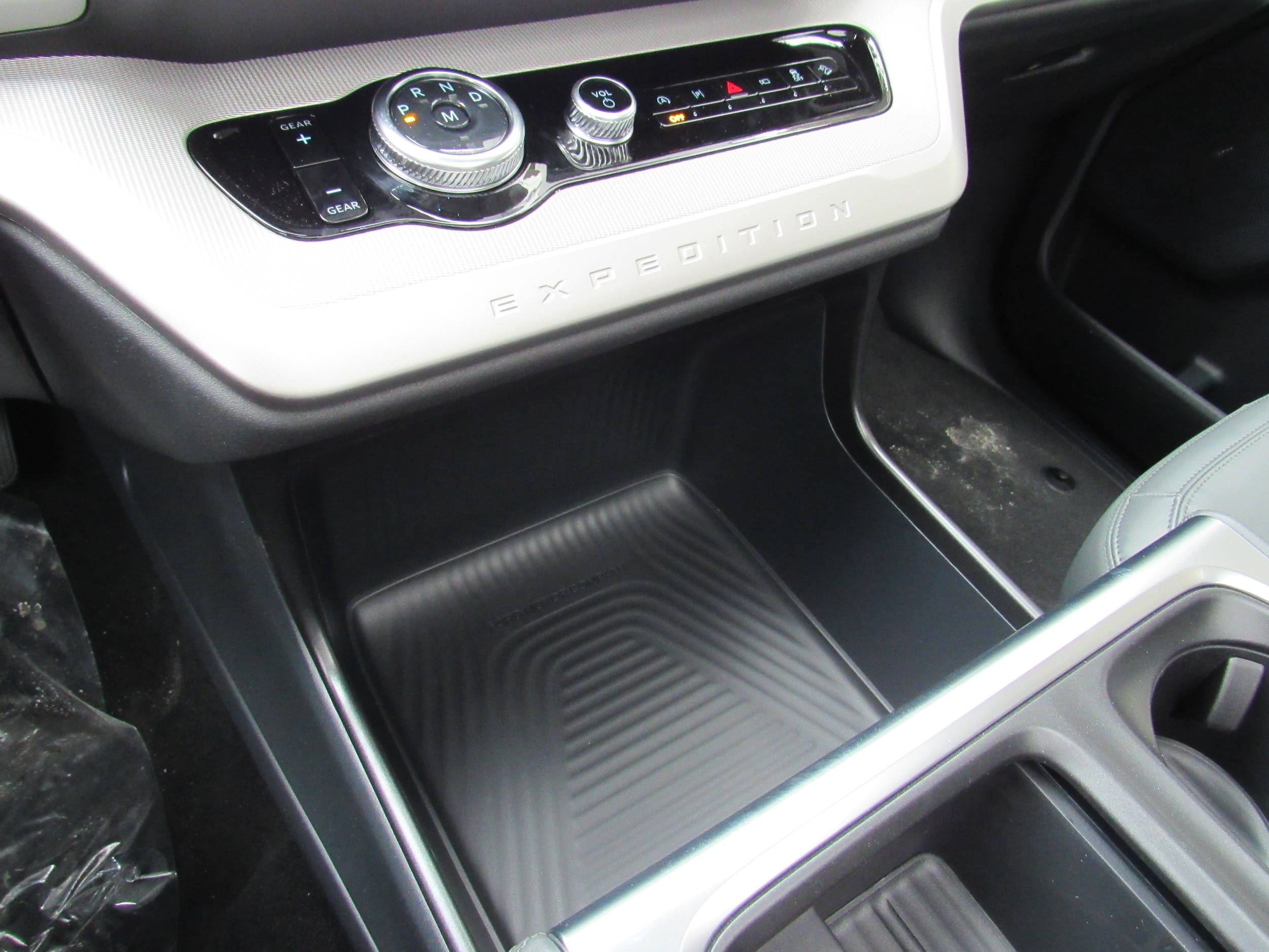 2026 Ford Expedition Active - Photo 19