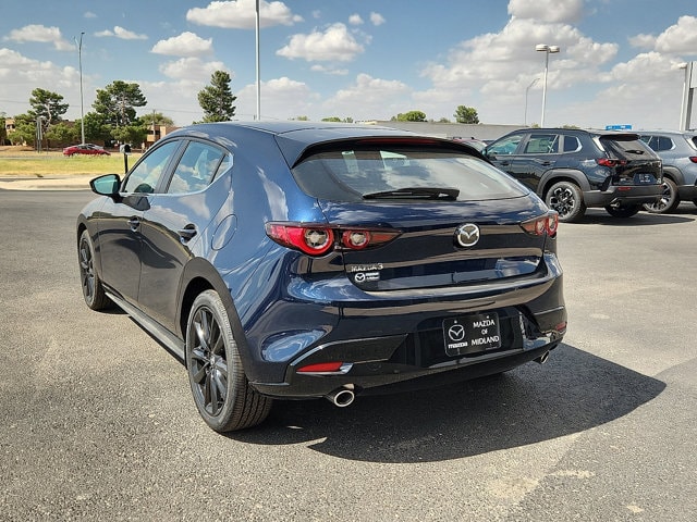 2026 Mazda Mazda3 Select Sport - Photo 4