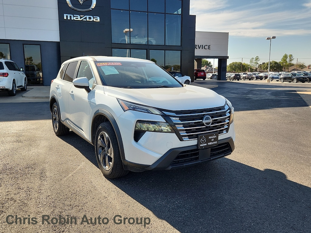 Used 2024 Nissan Rogue SV FWD SUV