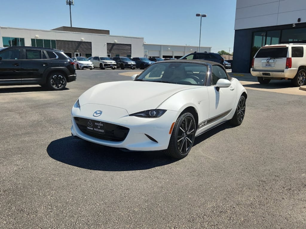 New 2026 Mazda MX-5 MIATA Grand Touring CONVERTIBLE