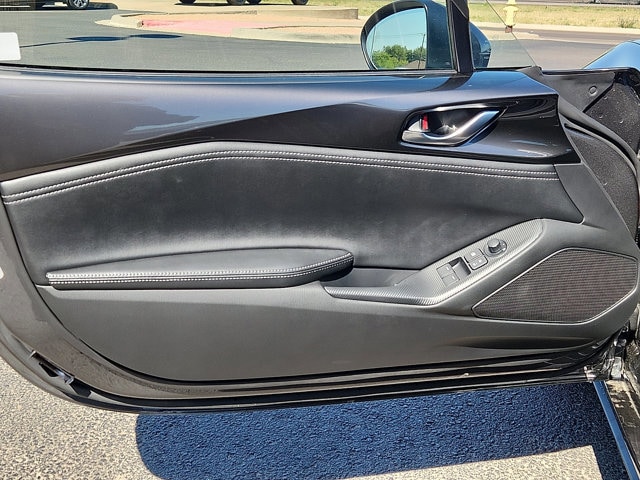 2026 Mazda MX-5 Miata RF Grand Touring - Photo 12