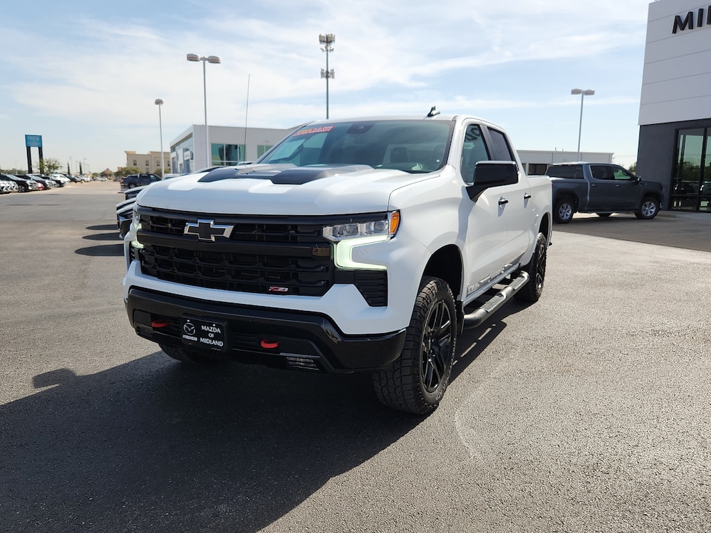Used 2025 Chevrolet Silverado 1500 LT Trail Boss Truck Crew Cab