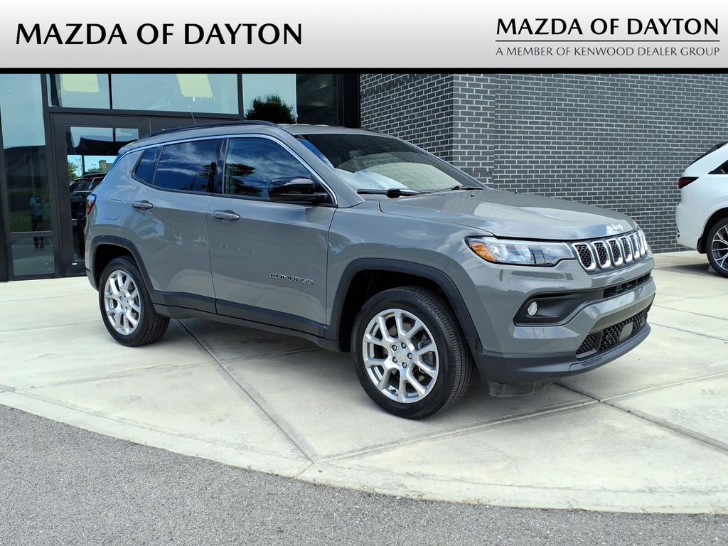 Used 2023 Jeep Compass Latitude Lux SUV