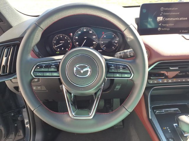 2026 Mazda CX-70 Premium Package - Photo 17