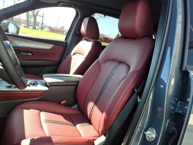 2026 Mazda CX-70 Premium Package - Photo 12